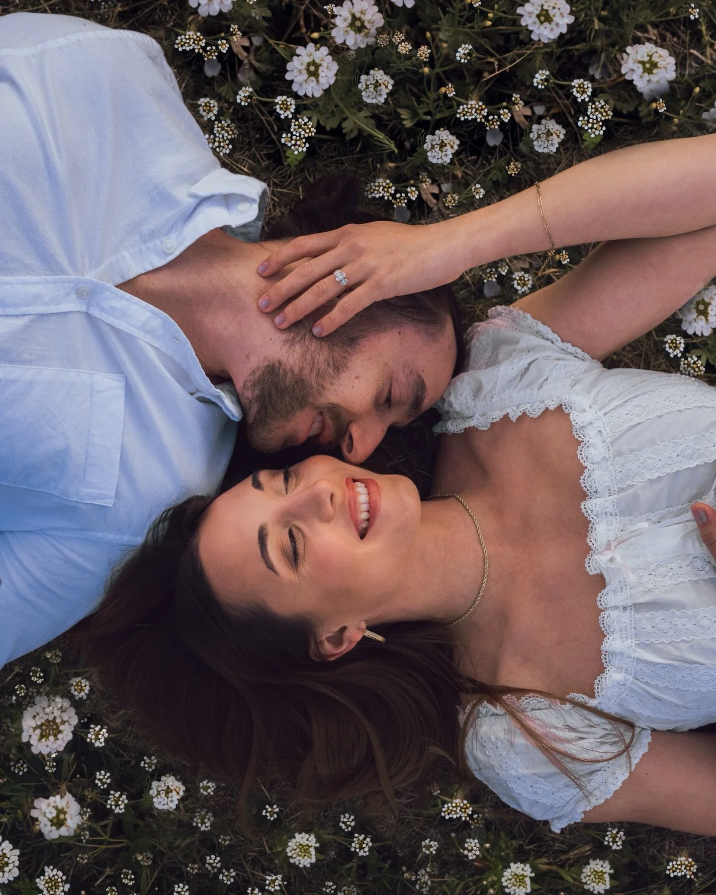 Brooke and Dan&rsquo;s engagement session is going to live rent free in my head forever. The golden hour light was absolute perfection, every location was a vibe, and they are straight up gorgeous. And that sunset&hellip; purple and pink alpine glow 