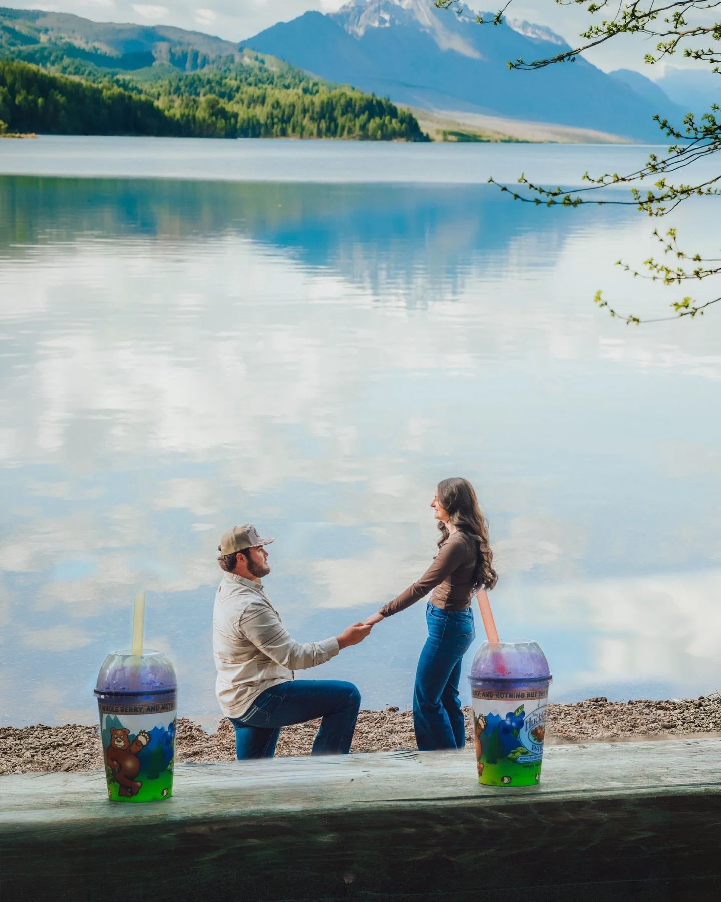Is it even a Montana proposal without an iconic huckleberry milkshake? 💜

Matt told Lindsay he wanted to stop at Lake McDonald for sunset during their national park road trip from Pennsylvania&hellip; but he was really carrying a diamond ring the en