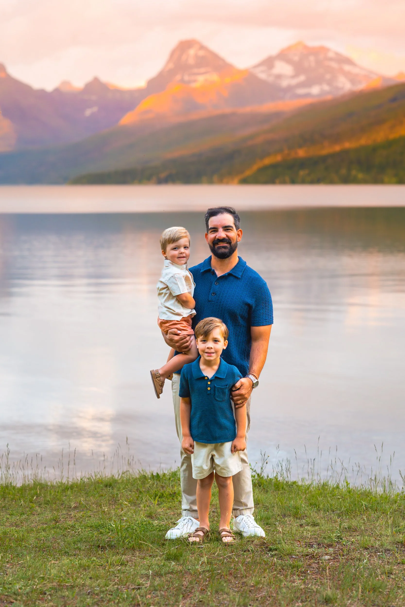 GlacierNationalParkFamilyPhotographer -28.jpg