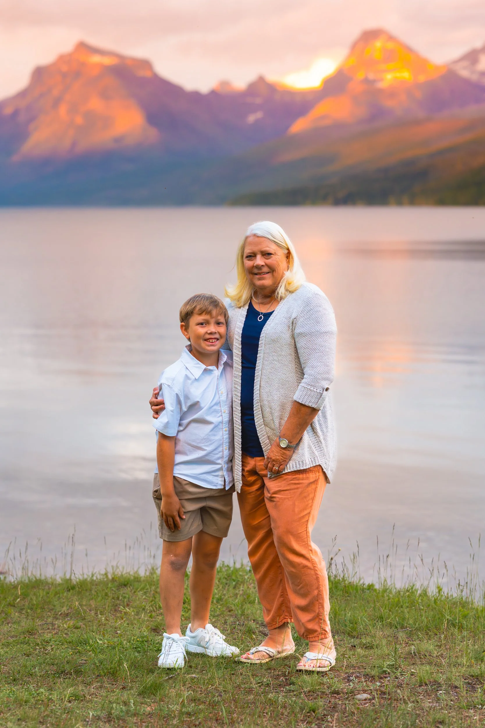 GlacierNationalParkFamilyPhotographer -34.jpg