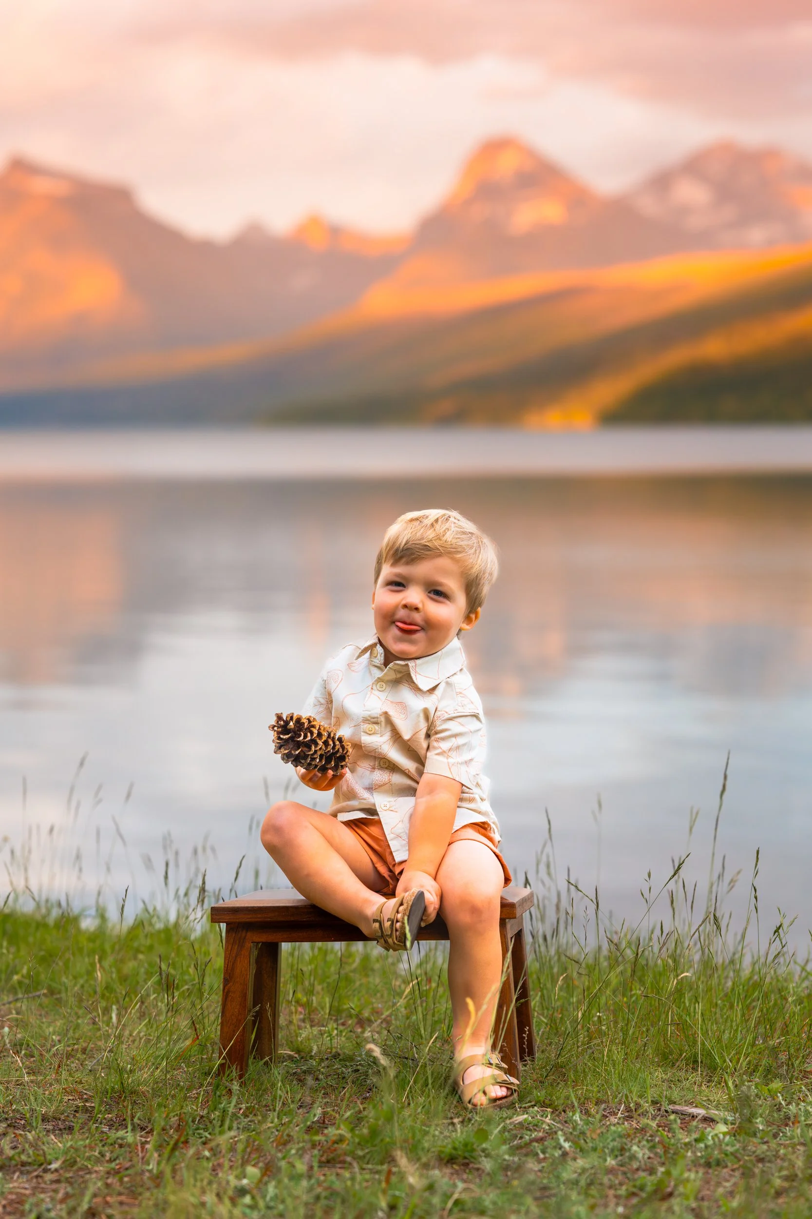 GlacierNationalParkFamilyPhotographer -23.jpg
