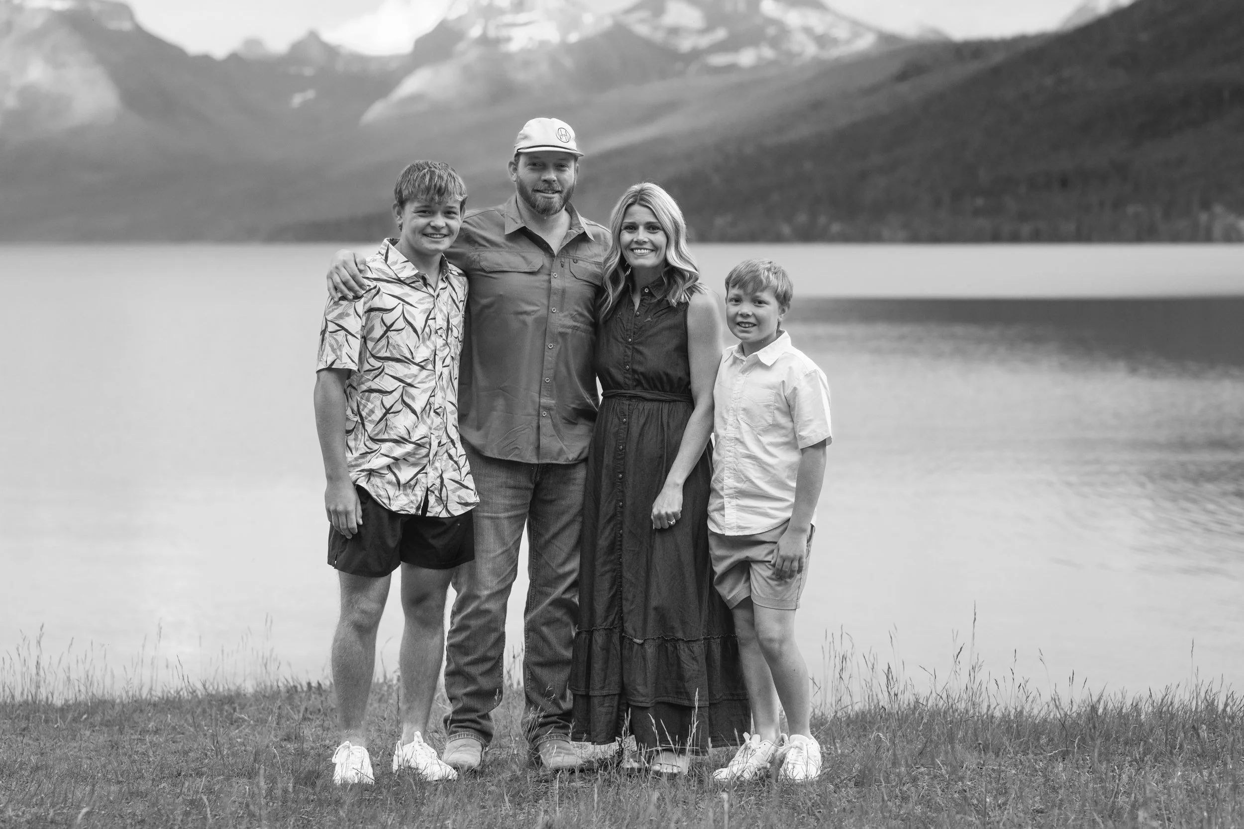 GlacierNationalParkFamilyPhotographer -38.jpg