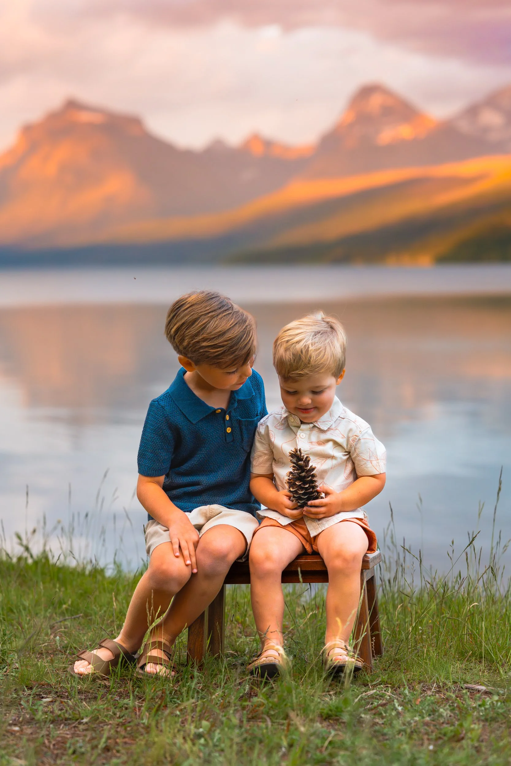 GlacierNationalParkFamilyPhotographer -12.jpg