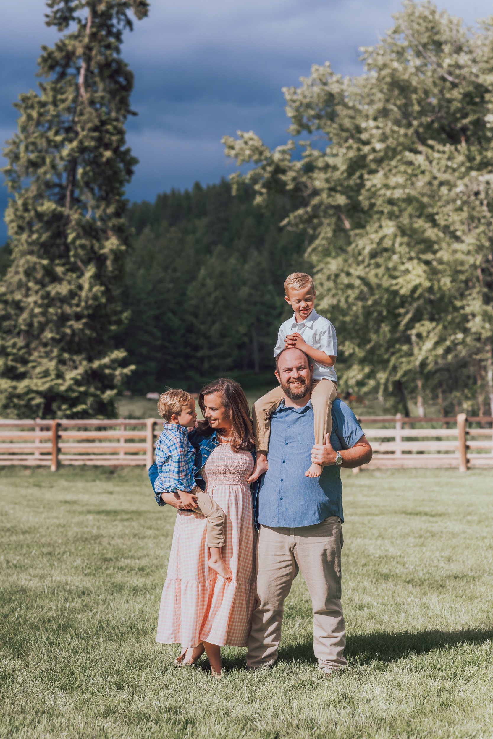 FlatheadLakeFamilyPhotographer-56.jpg