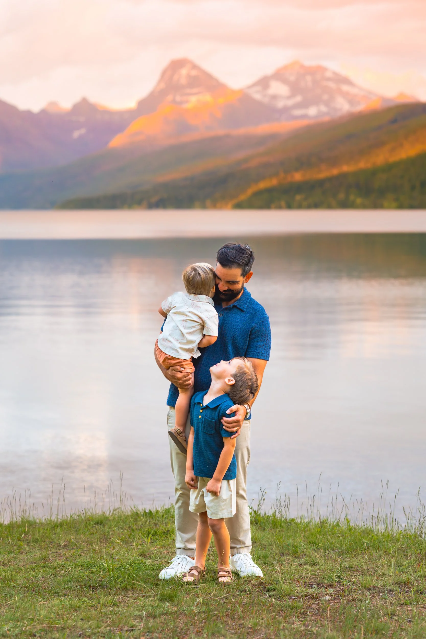 GlacierNationalParkFamilyPhotographer -29.jpg