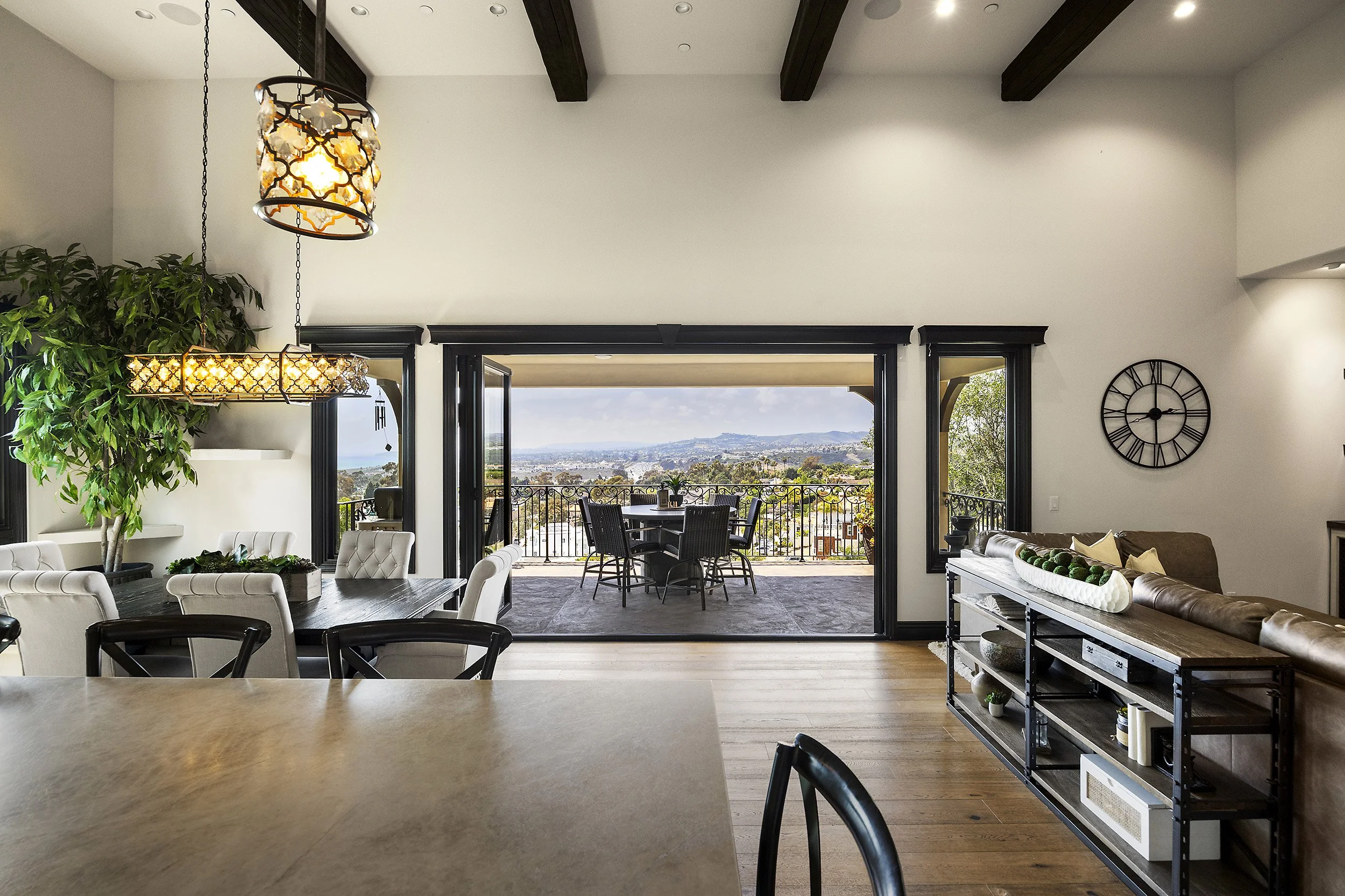 022.jpg