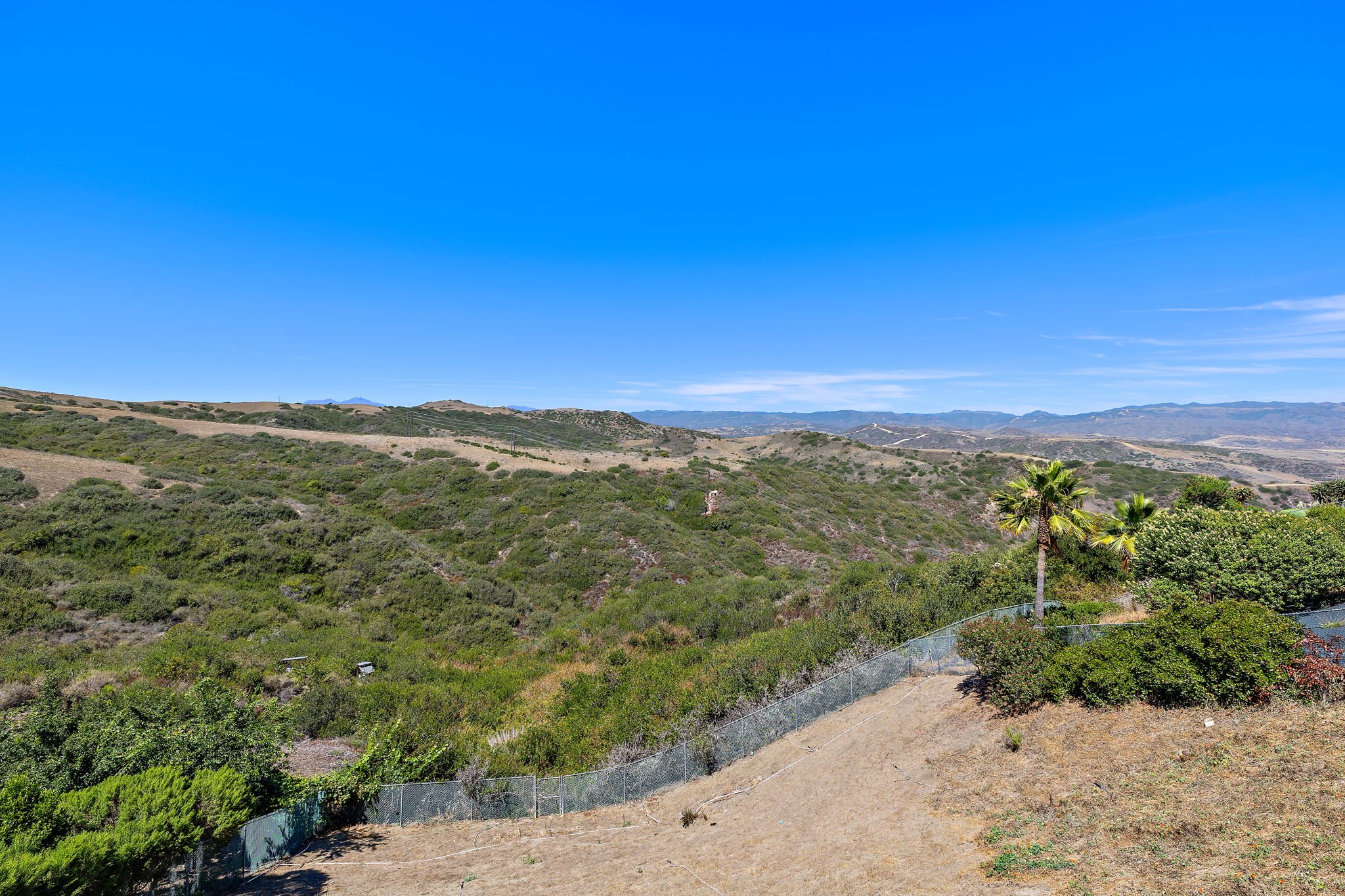 44-web-or-mls-870 Avenida Acapulco 44.jpg