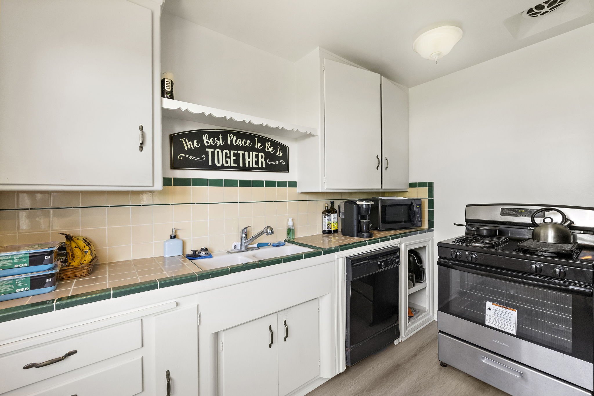 60-web-or-mls-123 Ave San Fernando 60.JPG