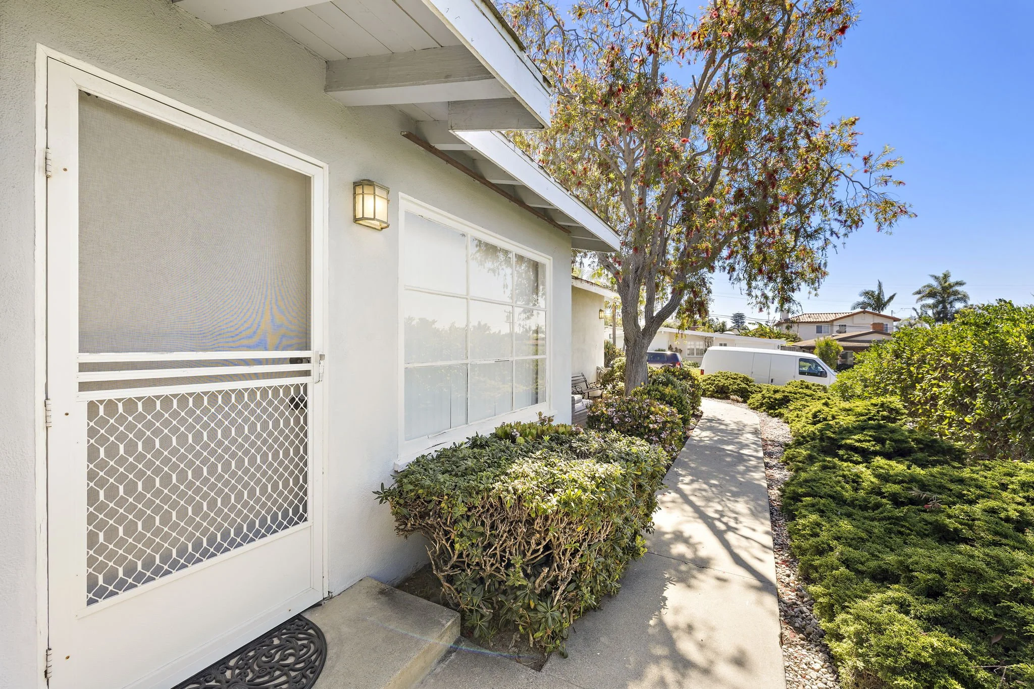 52-web-or-mls-123 Ave San Fernando 52.JPG