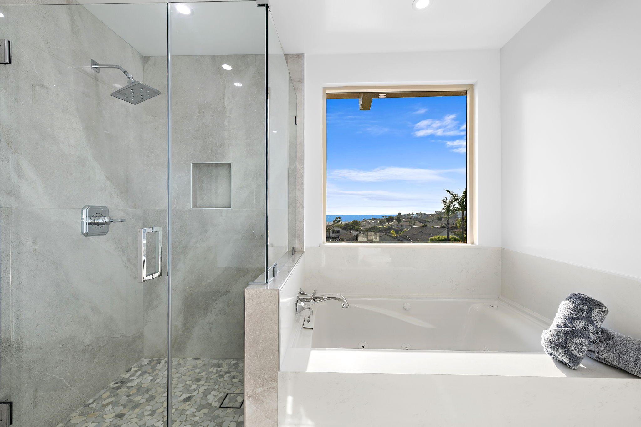 28-web-or-mls-567 Avenida Adobe 28.jpg