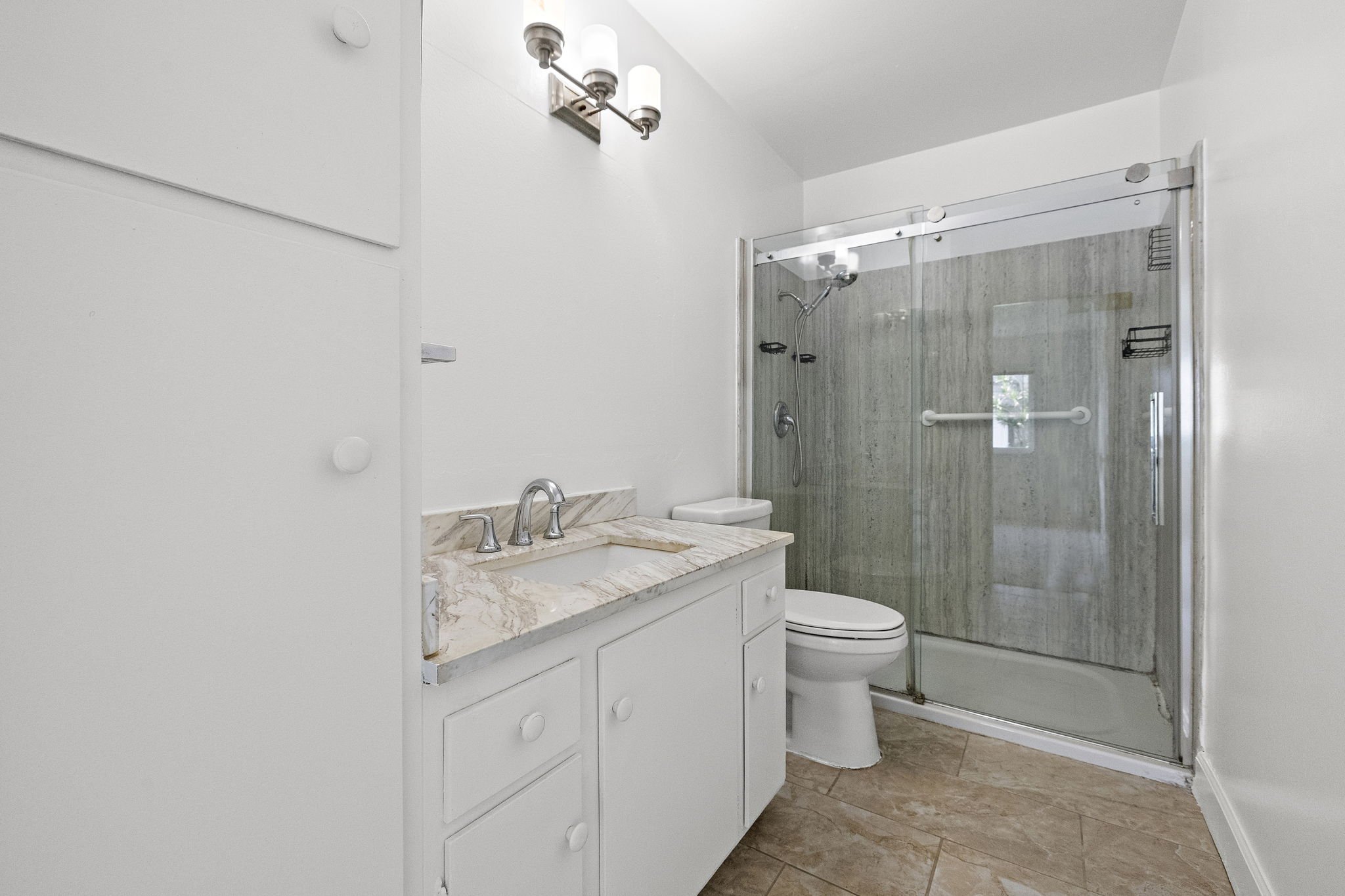 51-web-or-mls-10224 Holburn 51.jpg