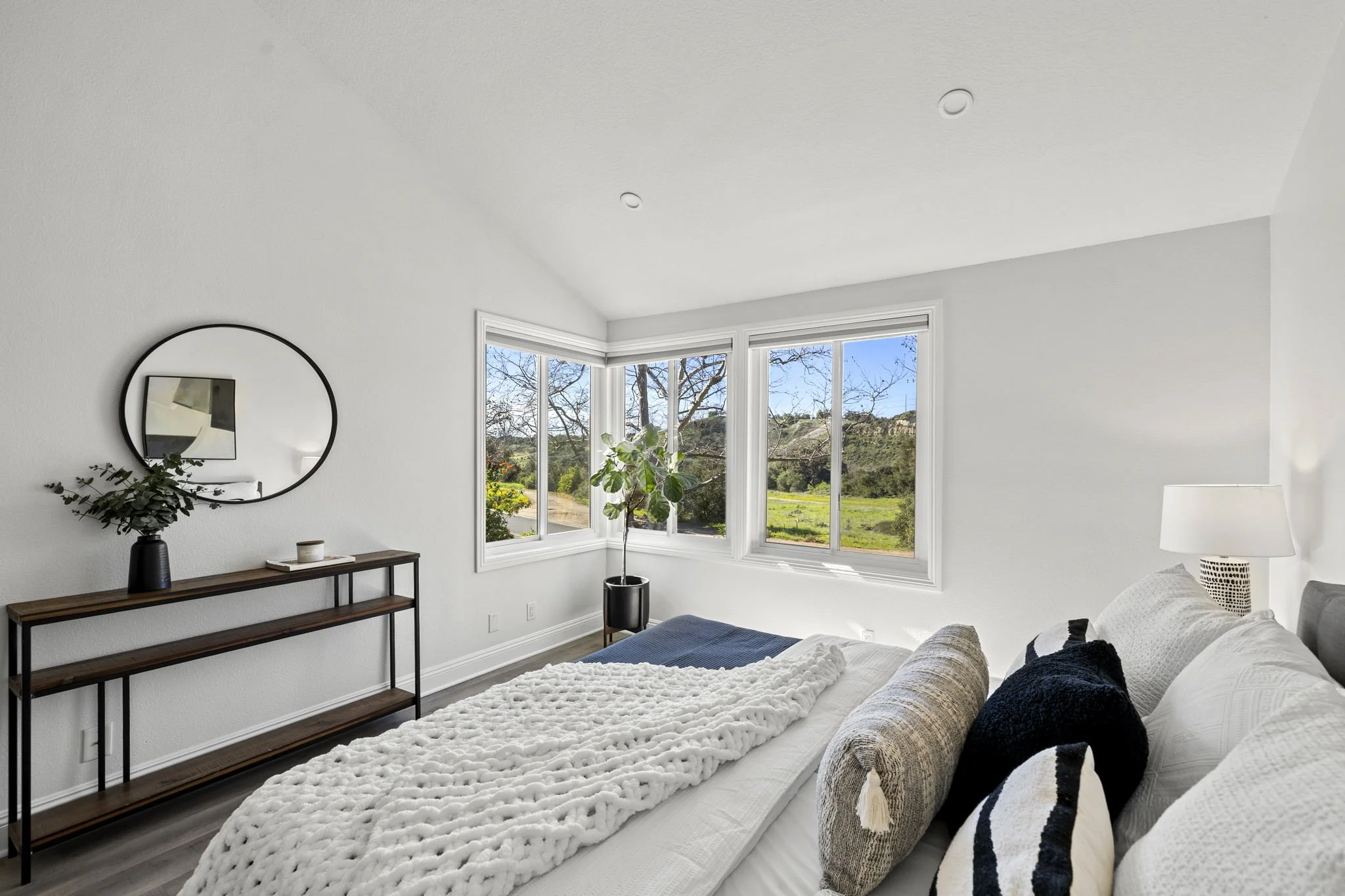 48-web-or-mls-67 Fuente 48.JPG