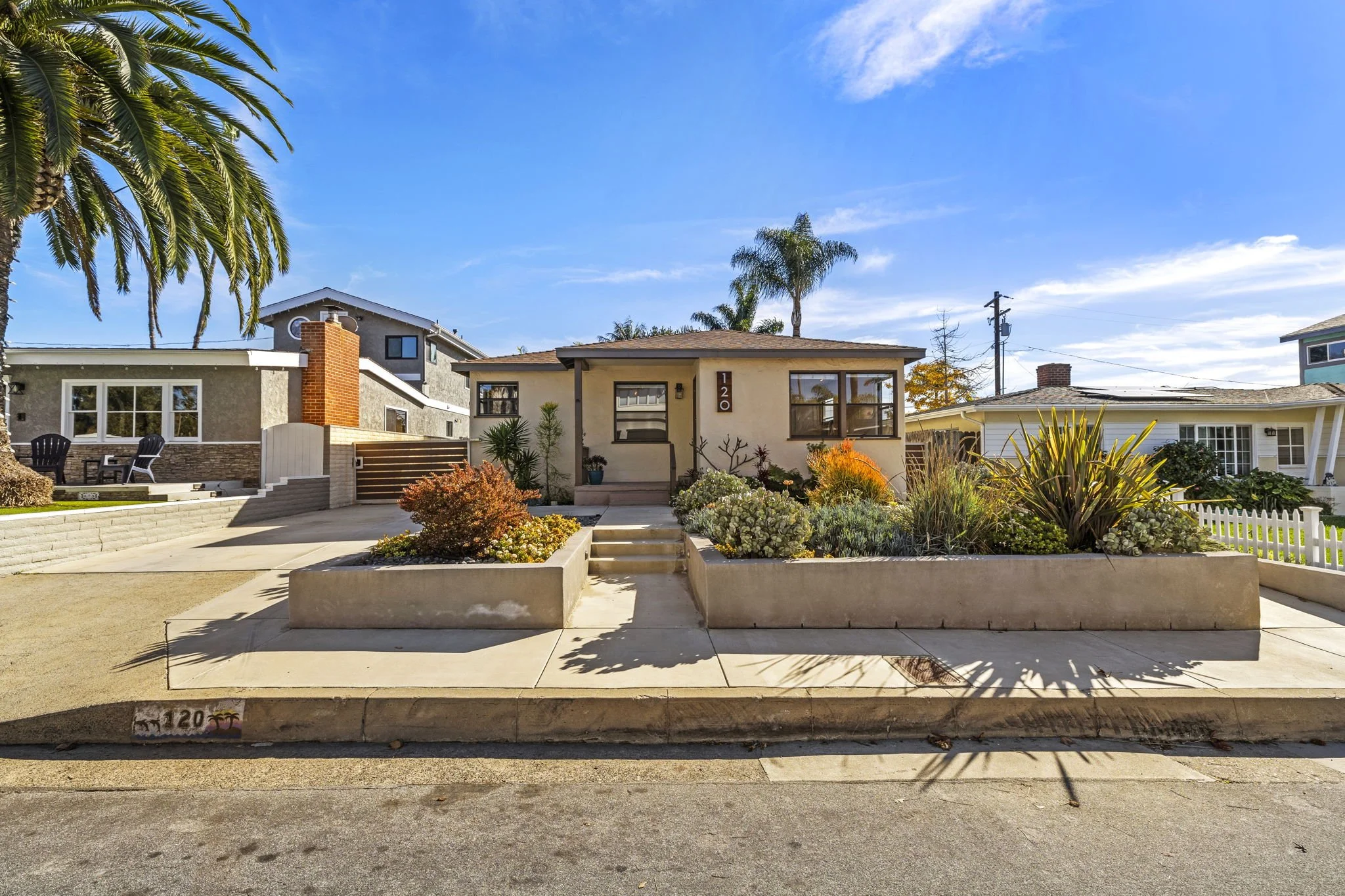 4-web-or-mls-120 Avenida Santa Inez 4.JPG