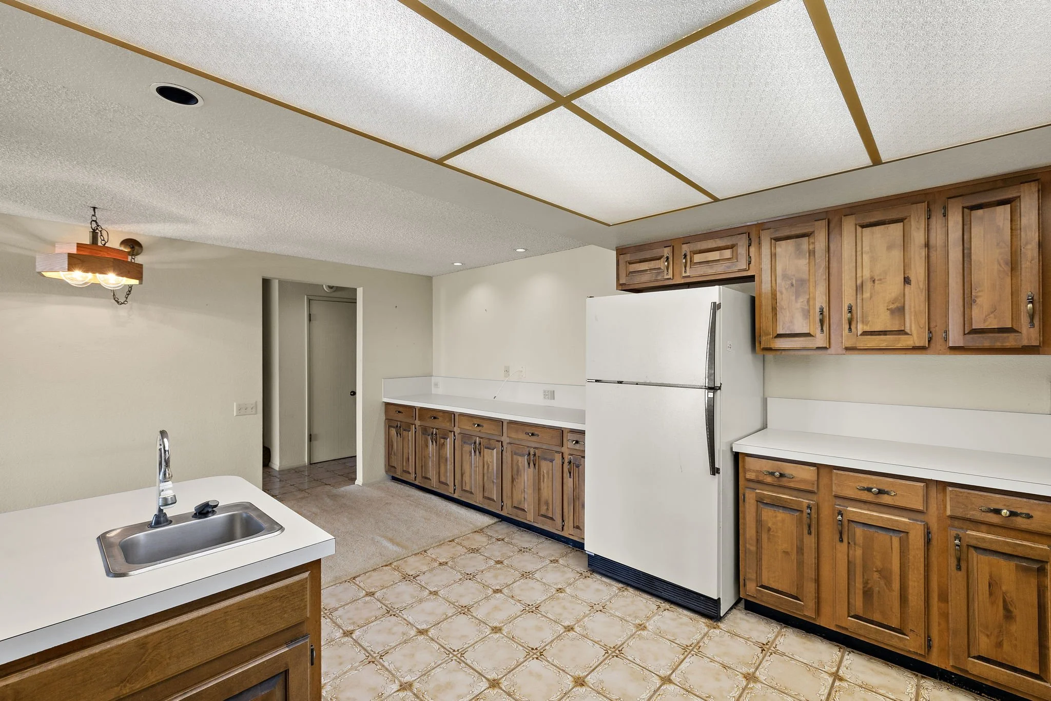 11-web-or-mls-255 W Marquita 11.jpg