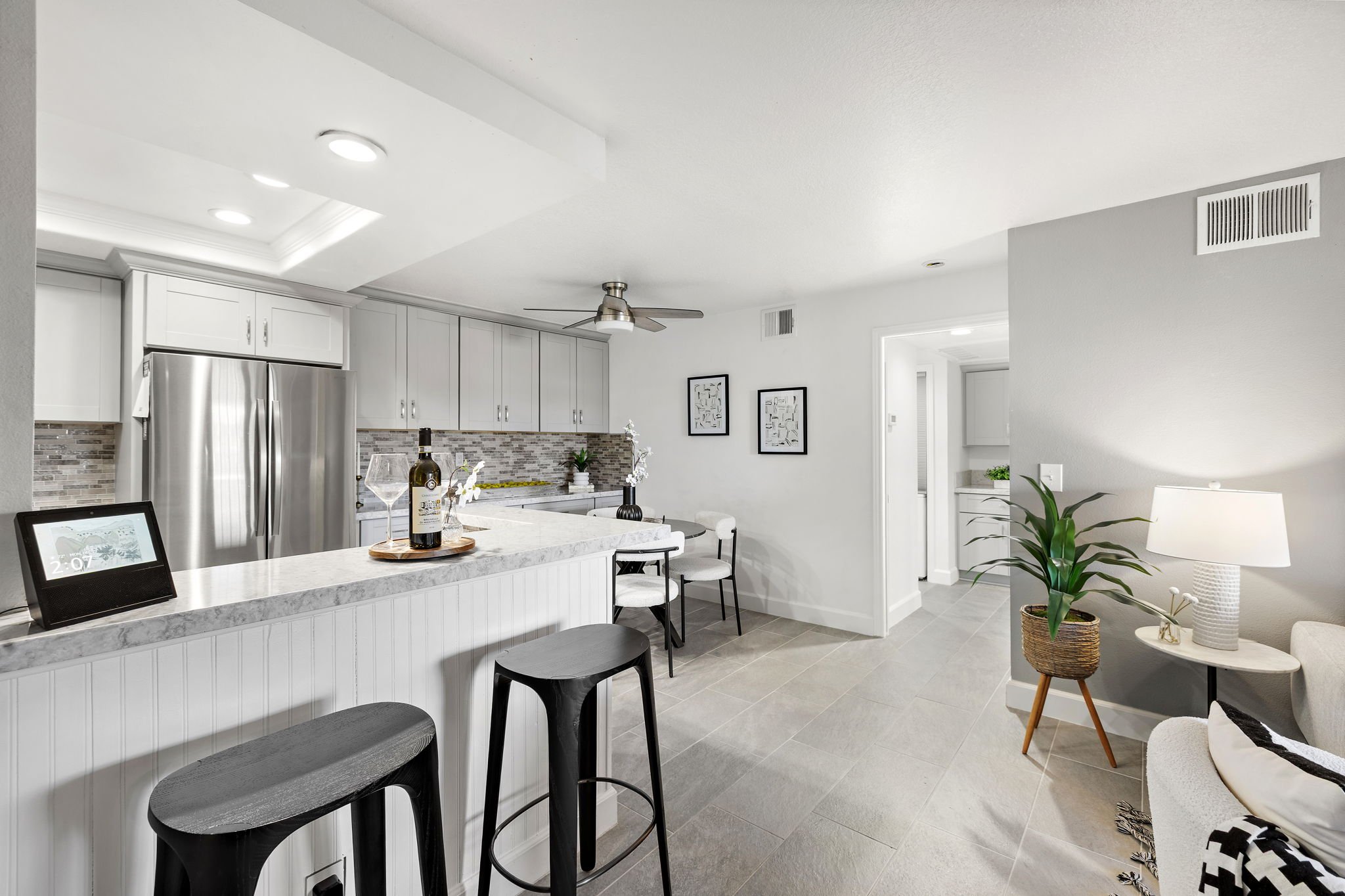 25-web-or-mls-24489 Mozer 25.jpg