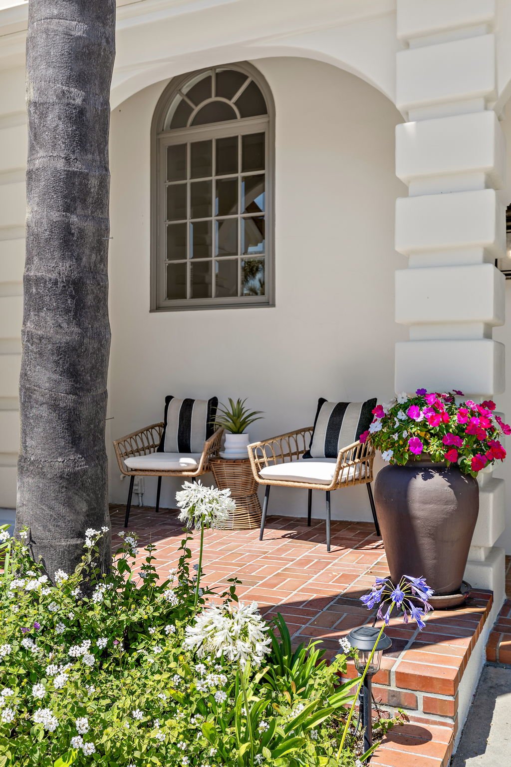 26-web-or-mls-870 Avenida Acapulco 26.jpg