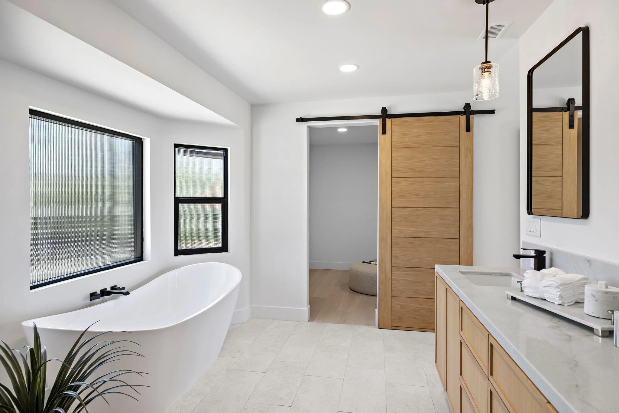 49-web-or-mls-820 Calle Mendoza 49.jpg