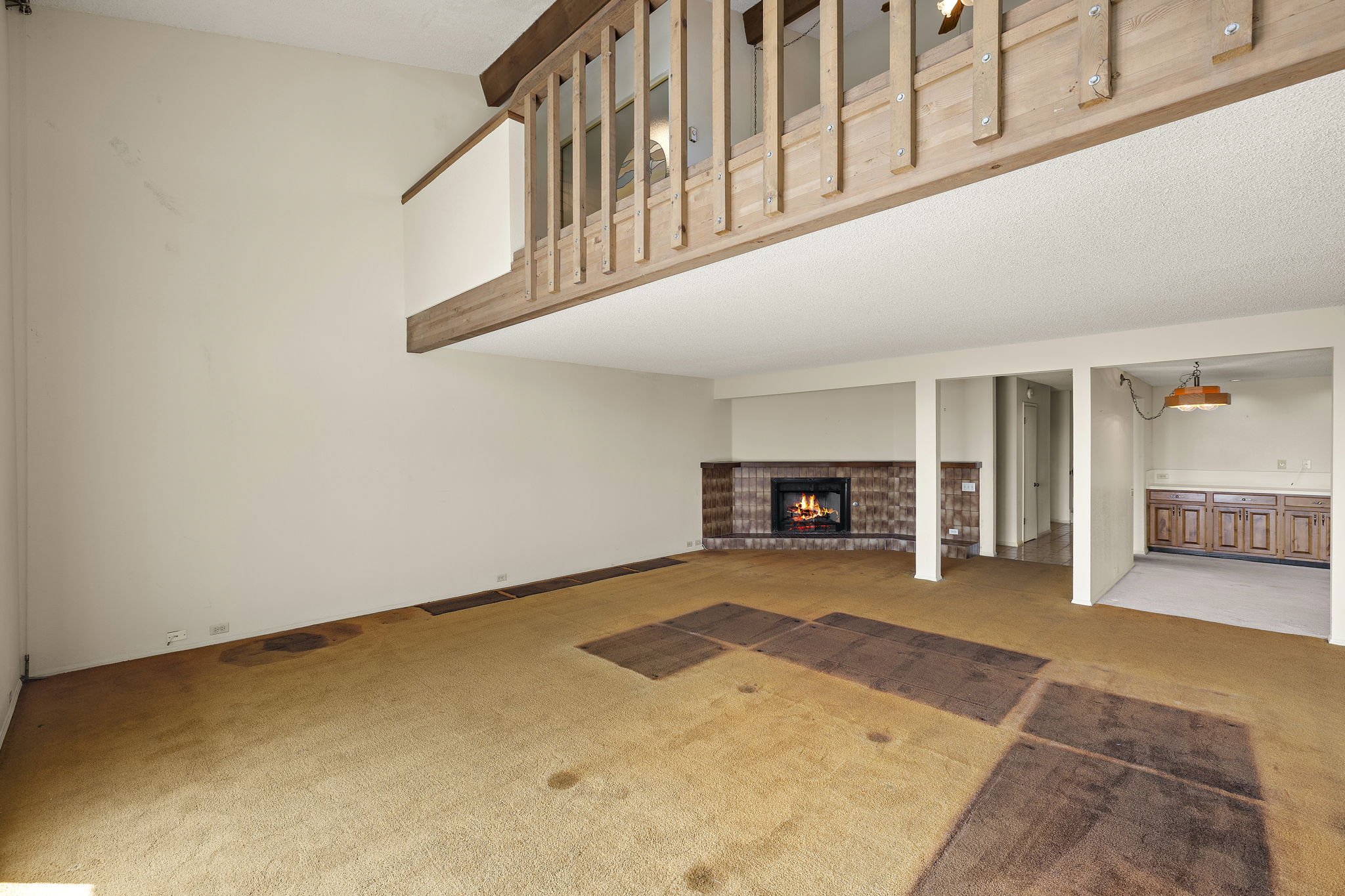 14-web-or-mls-255 W Marquita 14.jpg