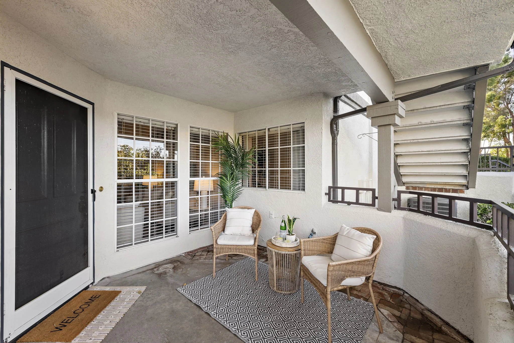 20-web-or-mls-24489 Mozer 20.jpg