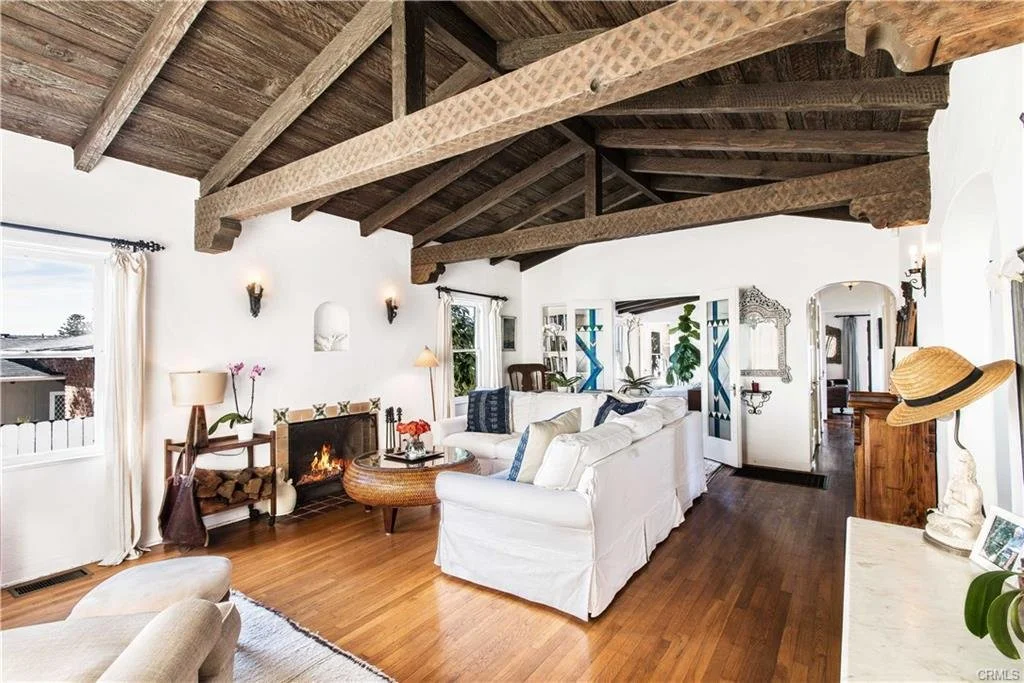 102 W Avenida Cadiz | San Clemente
 Represented Buyer | Closed 2/26/19
 Listed at $1,150,000
 Sold at $1,150,000