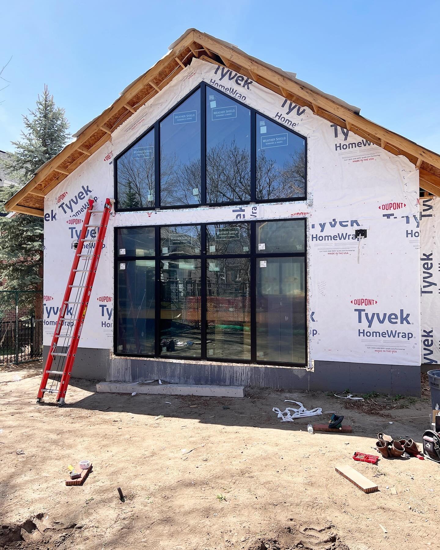 Finally got our Anderson E series windows installed over at our Gilpin pool house project! Time to get started on the exterior finishes. 

#build3 #construction #customhome #architecture #design #designbuild # #mountainbuilder#denverhomebuilder #colo