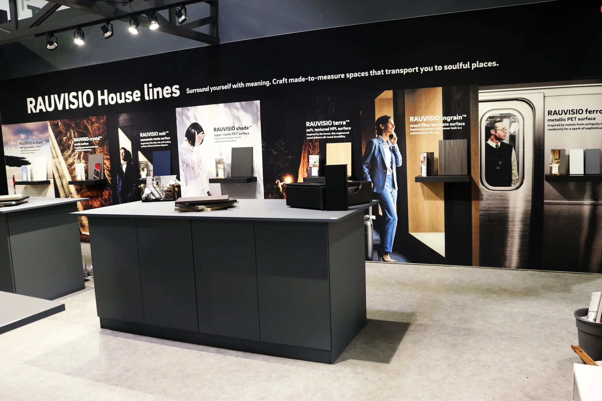 Backwall concept/graphics: Devin Schmidt, Furniture concept: Devin Schmidt