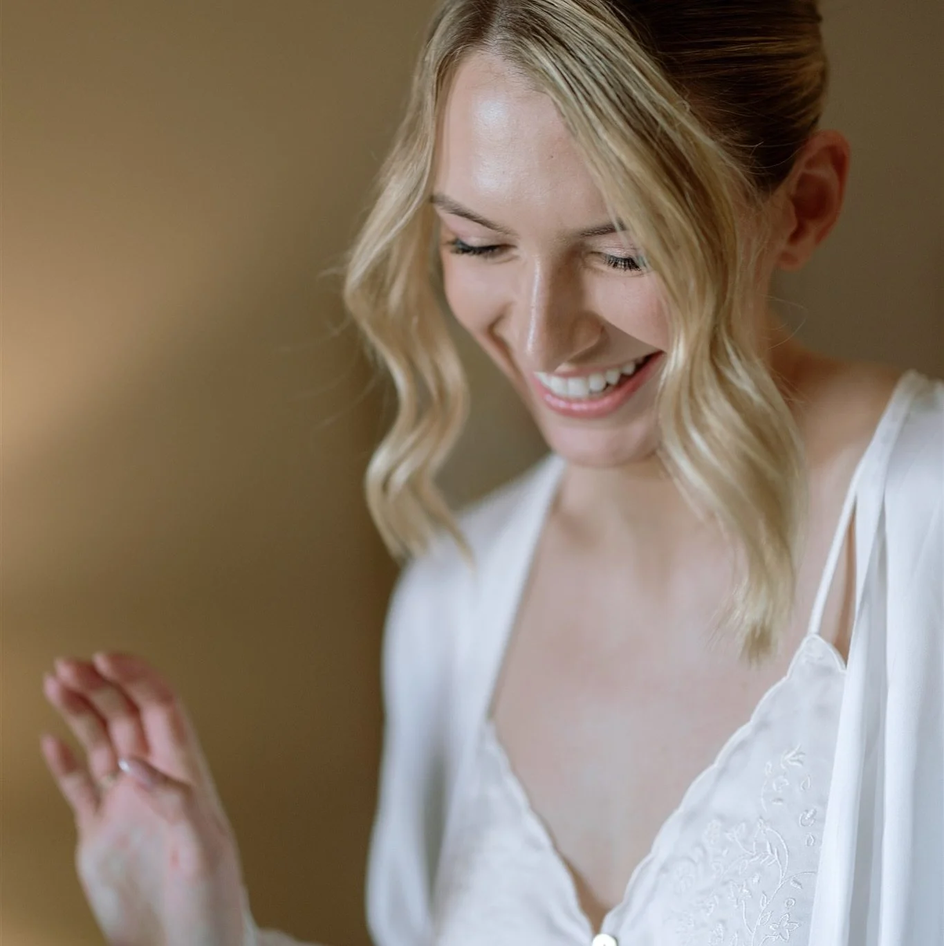 To love, laughter and happily ever afterπ€
InSkin offers custom Bridal Skin Packages! We’re here to guide you through all things skin for your big day. Text/Call (516)210-5023 or email info@inskinnyc.com
#bridal #bridalmakeup #bridalskin #bri