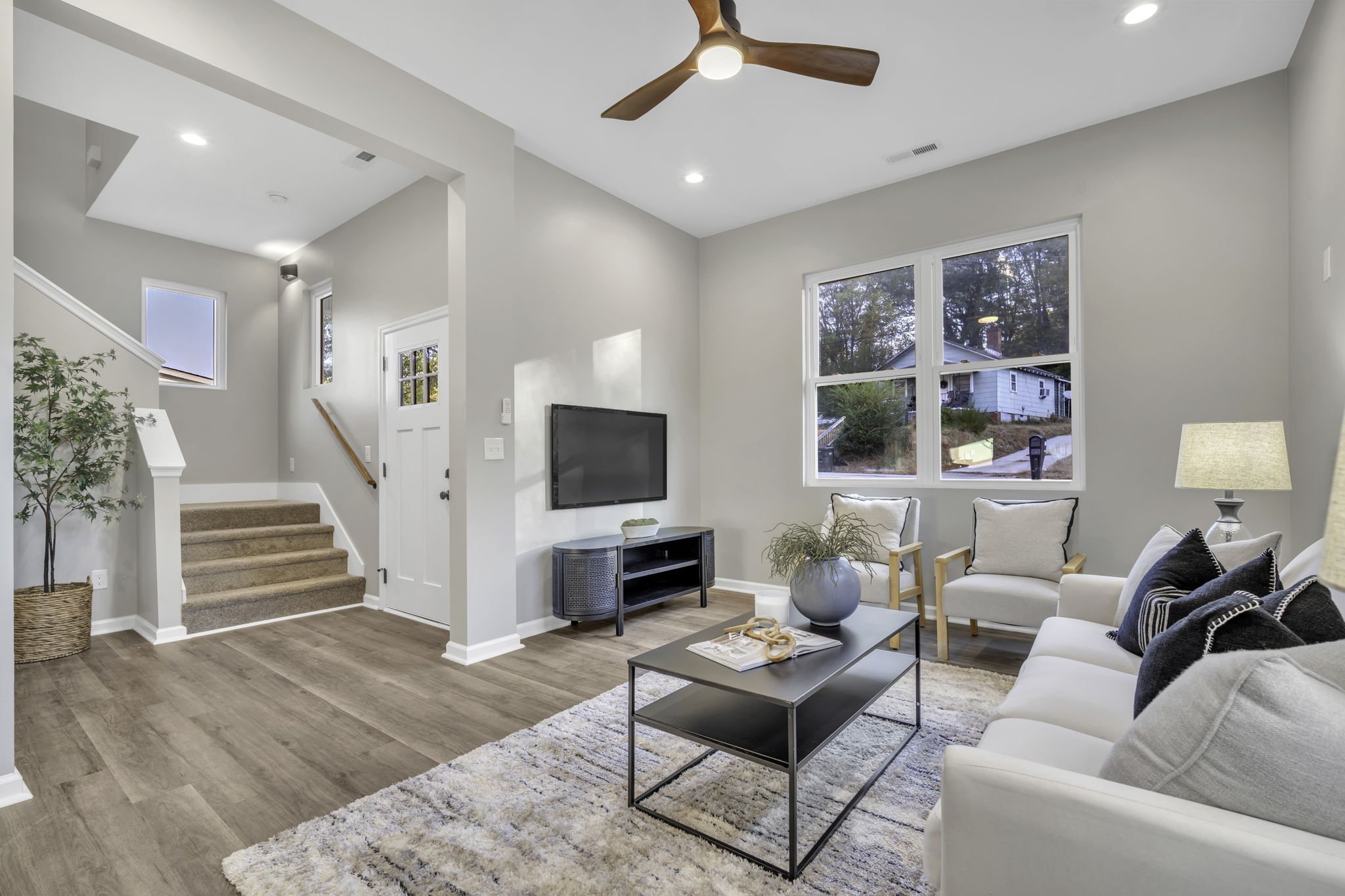 4-web-or-mls-2894-09611.jpg