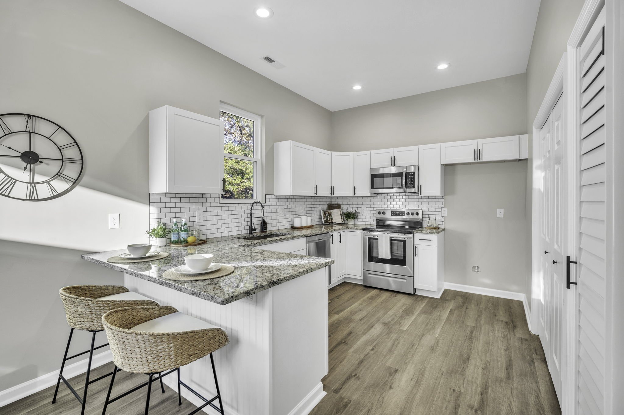 8-web-or-mls-2894-09626.jpg