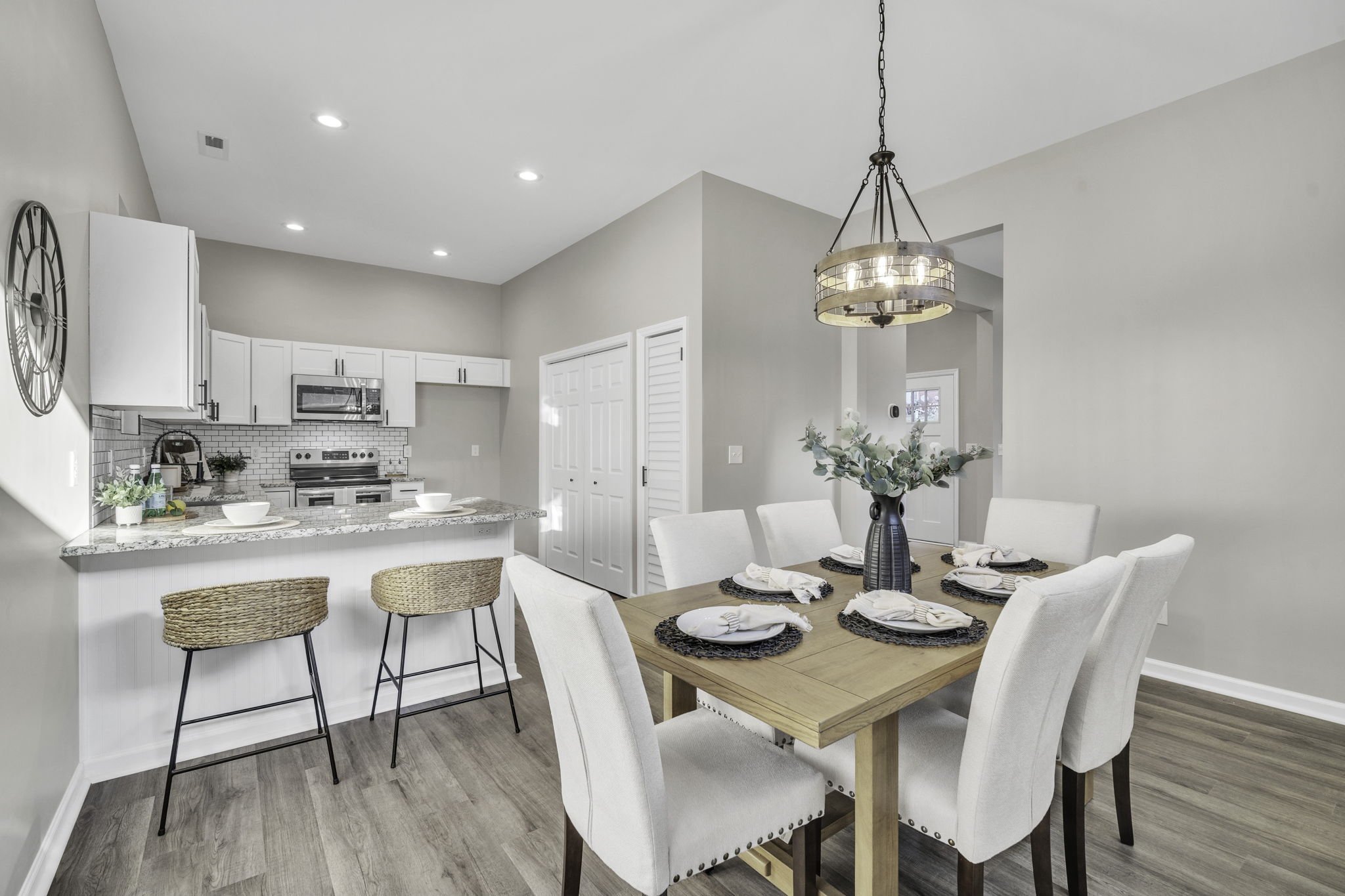 7-web-or-mls-2894-09620.jpg