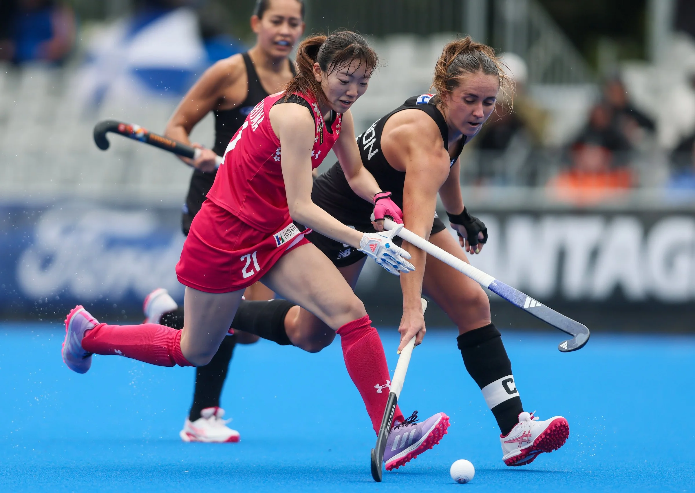 VANTAGE BLACK STICKS SECURE A SPOT ON THE GOLD MEDAL FINAL