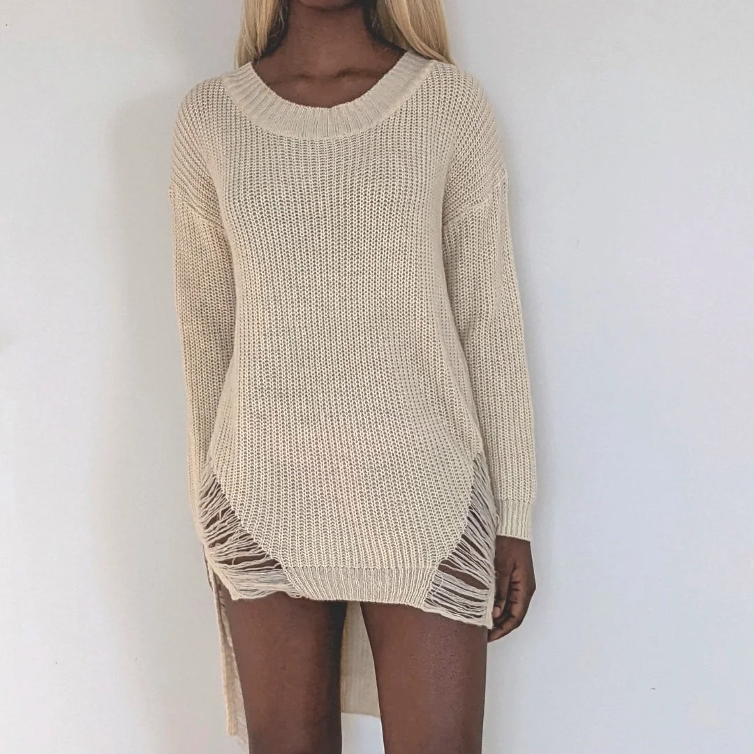 CREAM DISTRESSED KNITTED SWEATER