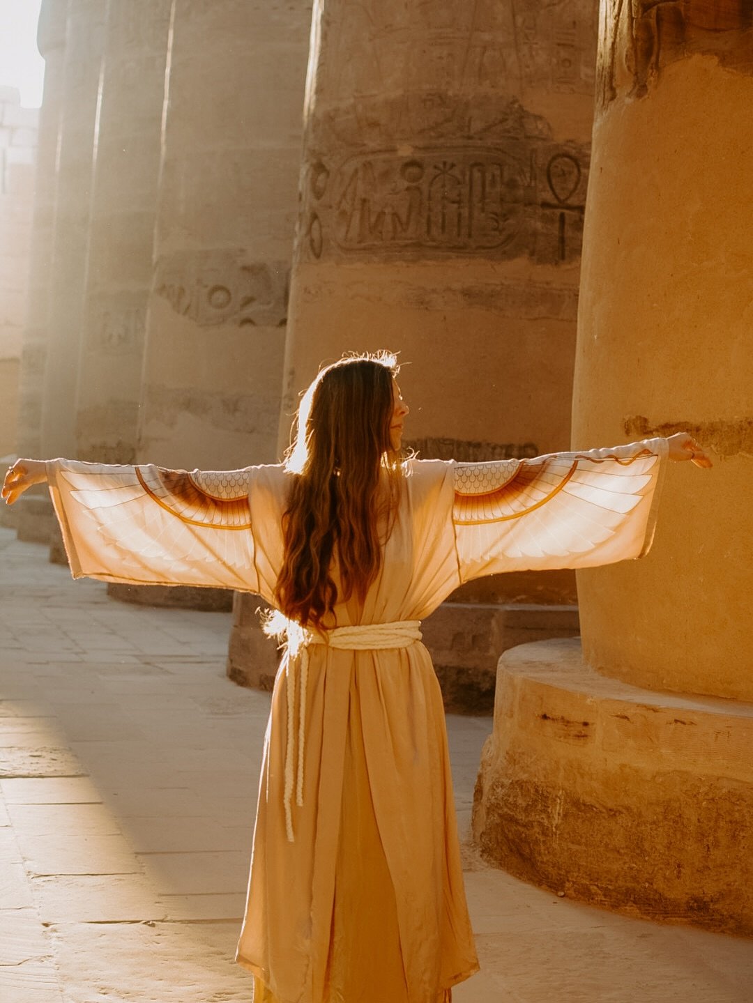 Just completed 10 days of pilgrimaging through Egypt with a beautiful group of 7 women hosted by my ISIS soul sister AZRIEL @warriorsofthedivine and I, a call from the Divine Mother of Magic &amp; Resurrection herself✨🪽

The magic, the initiations, 