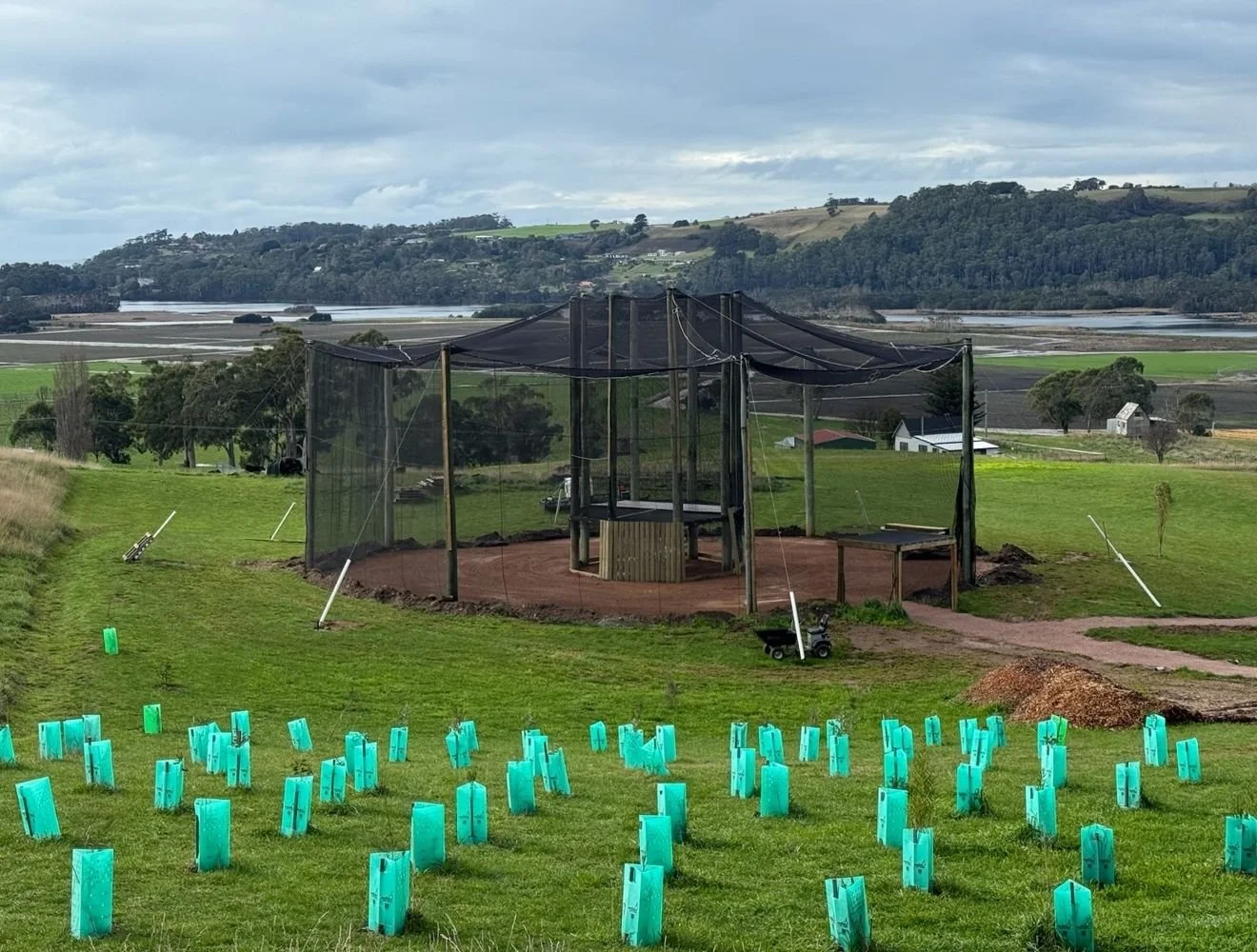 20m Dome Large Raptor Facility.jpg