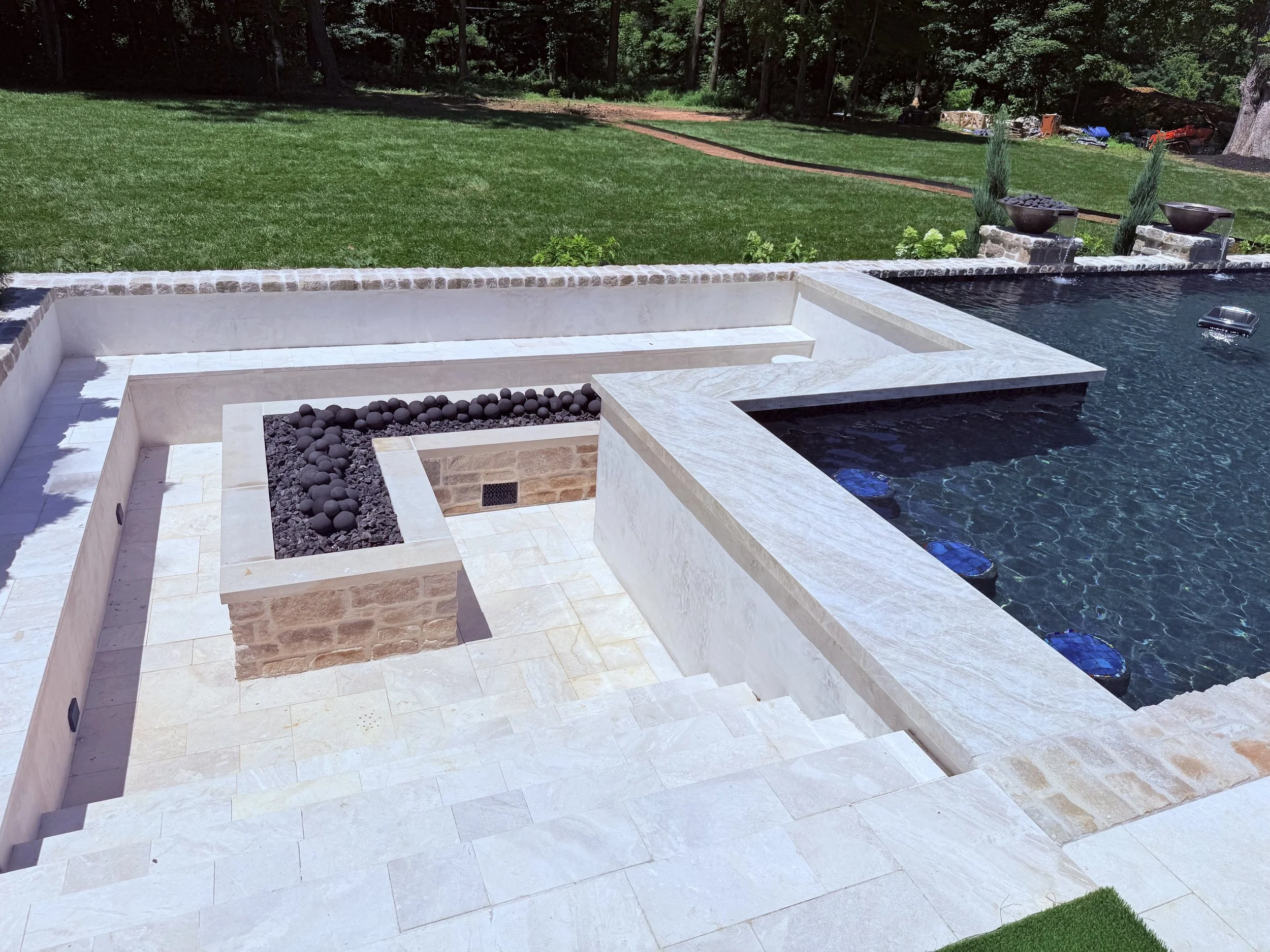 Buck Pool Gallery 1