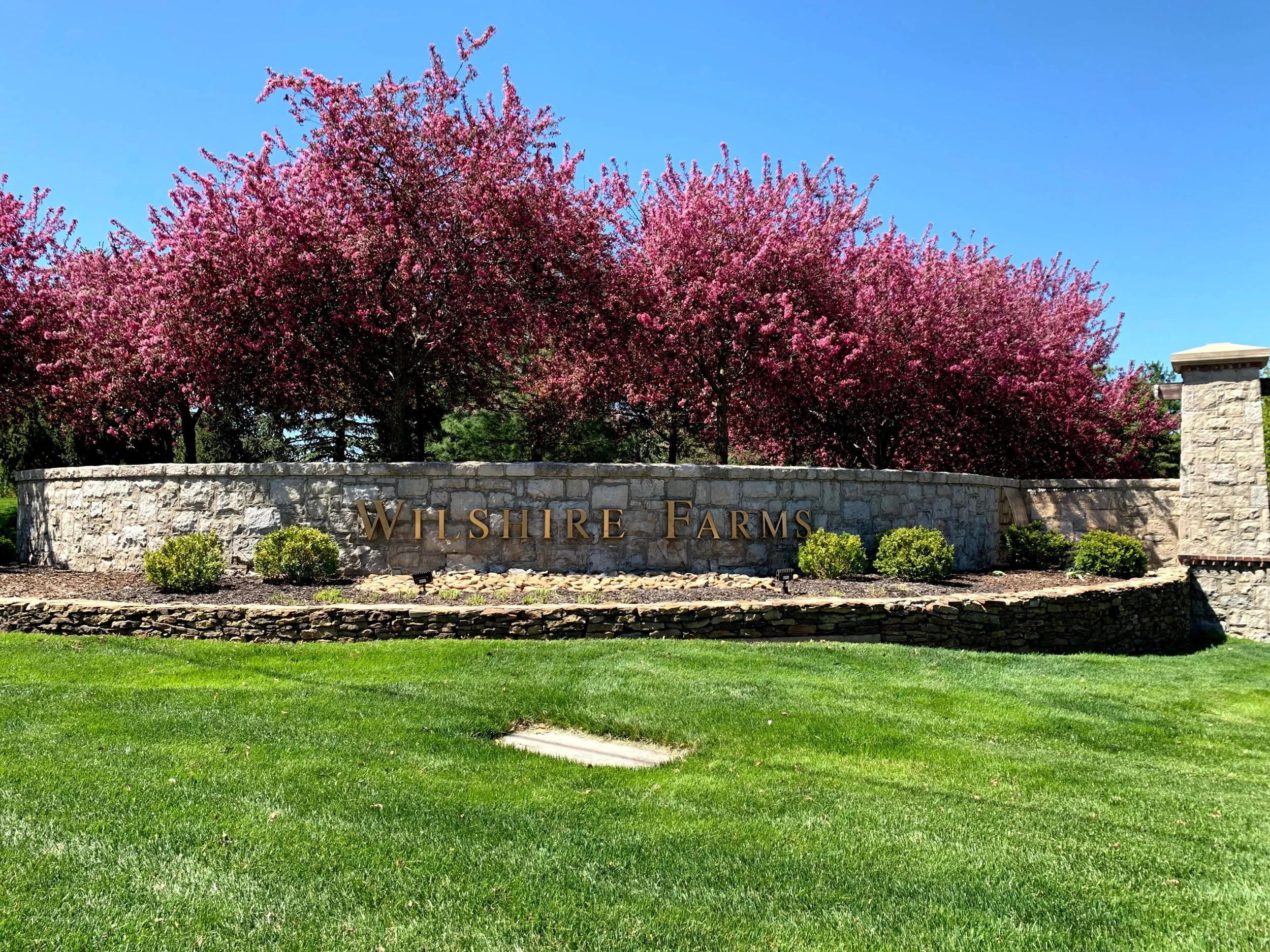 Wilshire Farms - Overland Park Neighborhood