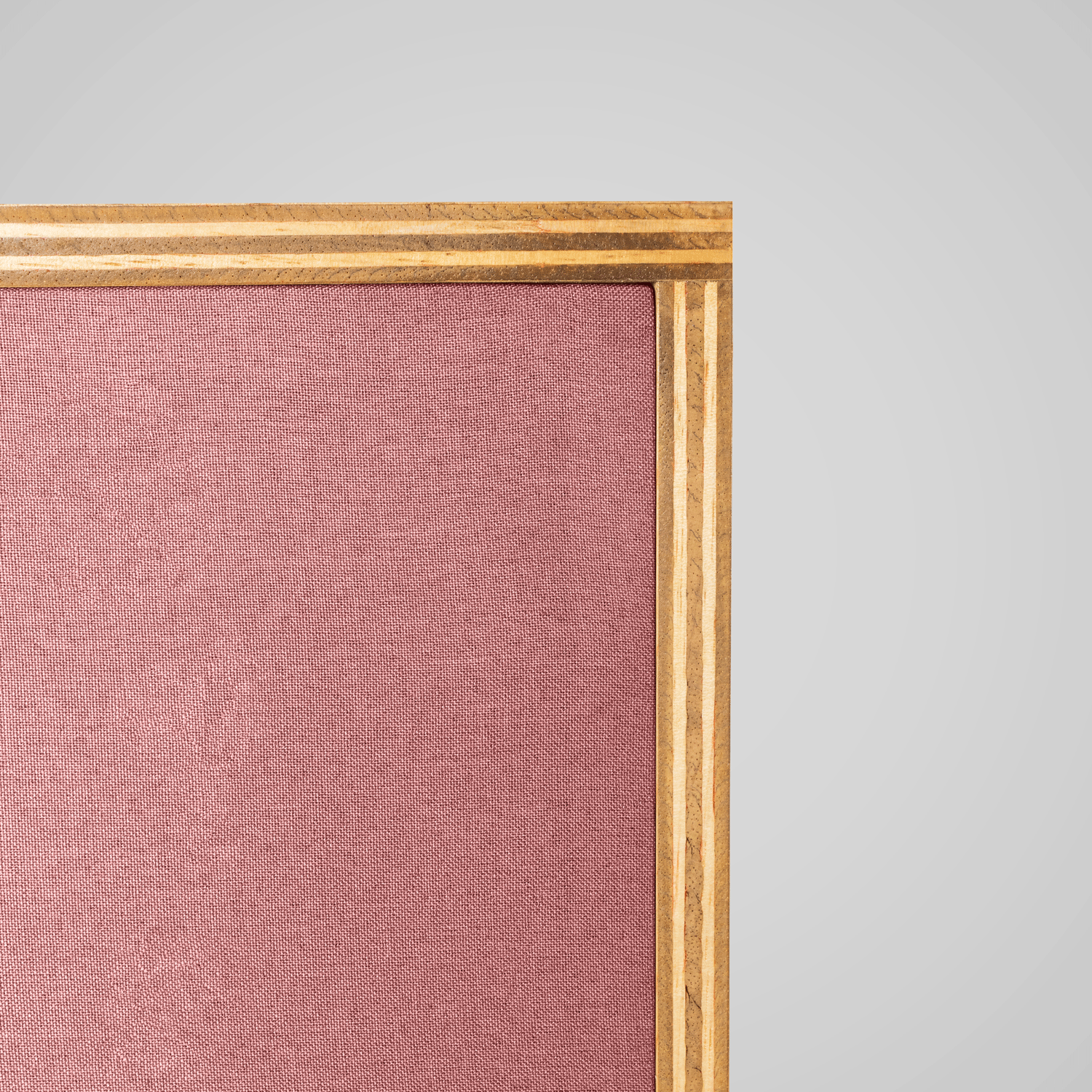 sc-frame-detail-dustypink.png