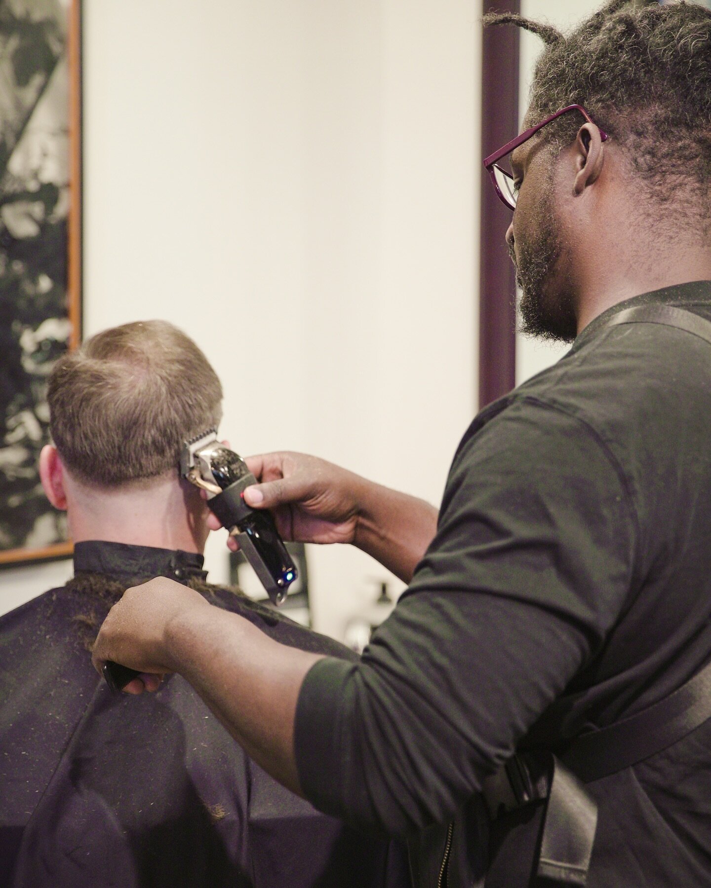 Barbering isn&rsquo;t merely the act of cutting hair. Barbering is caring for the wellbeing of others. 

#lovepeople #careforyourself #careforothers
-
-
-
#theblockhousefranklin #barbershop #tnbarber #nashvillebarber #franklinfactory #workhard #frank