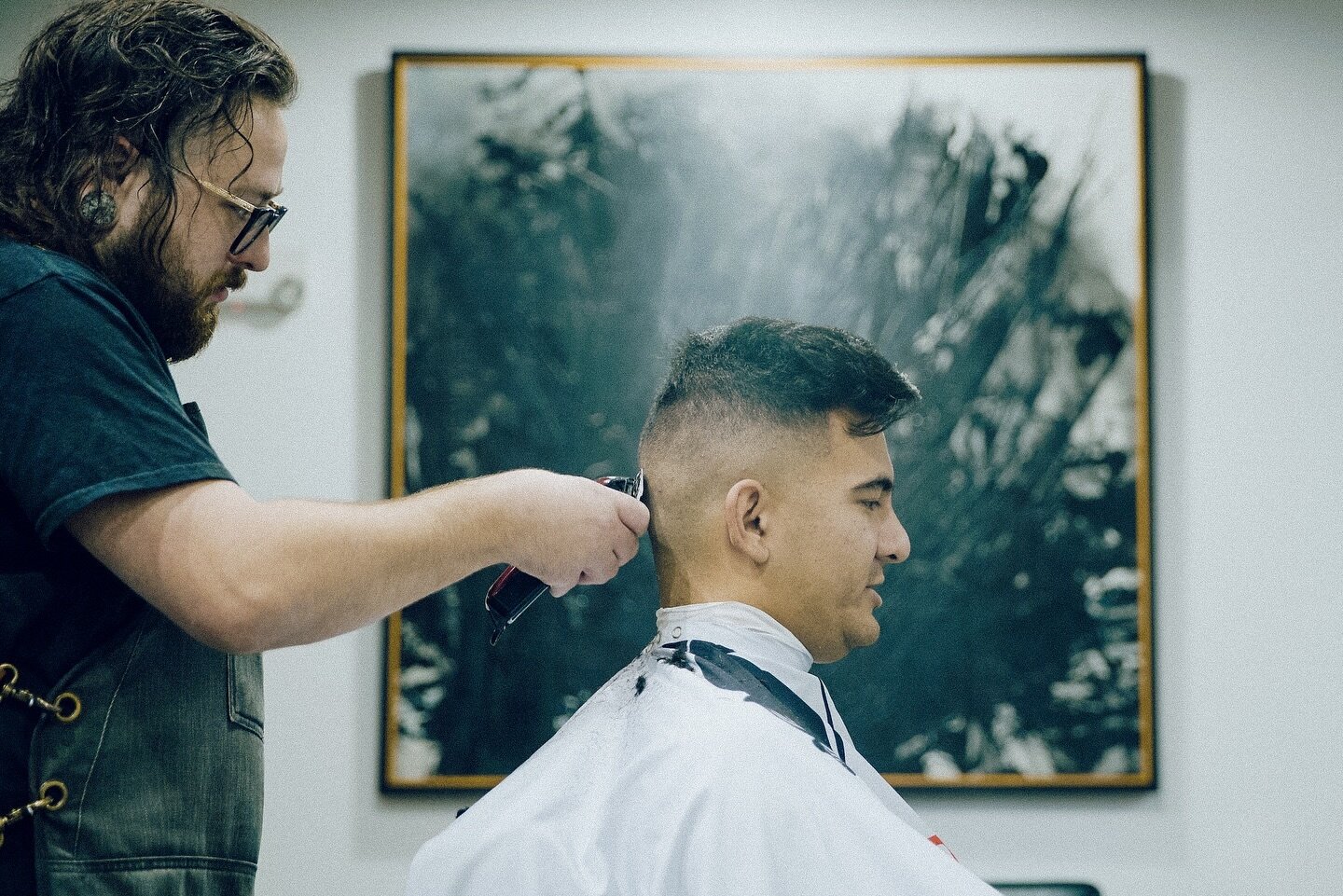 💈We&rsquo;re called Barber because &ldquo;Miracle Worker&rdquo; isn&rsquo;t an official title 😉
-
-
-
#theblockhousefranklin #barbershop #tnbarber #nashvillebarber #franklinfactory #workhard #franklintn #haircut #menshair #barber #barberlife #barbe