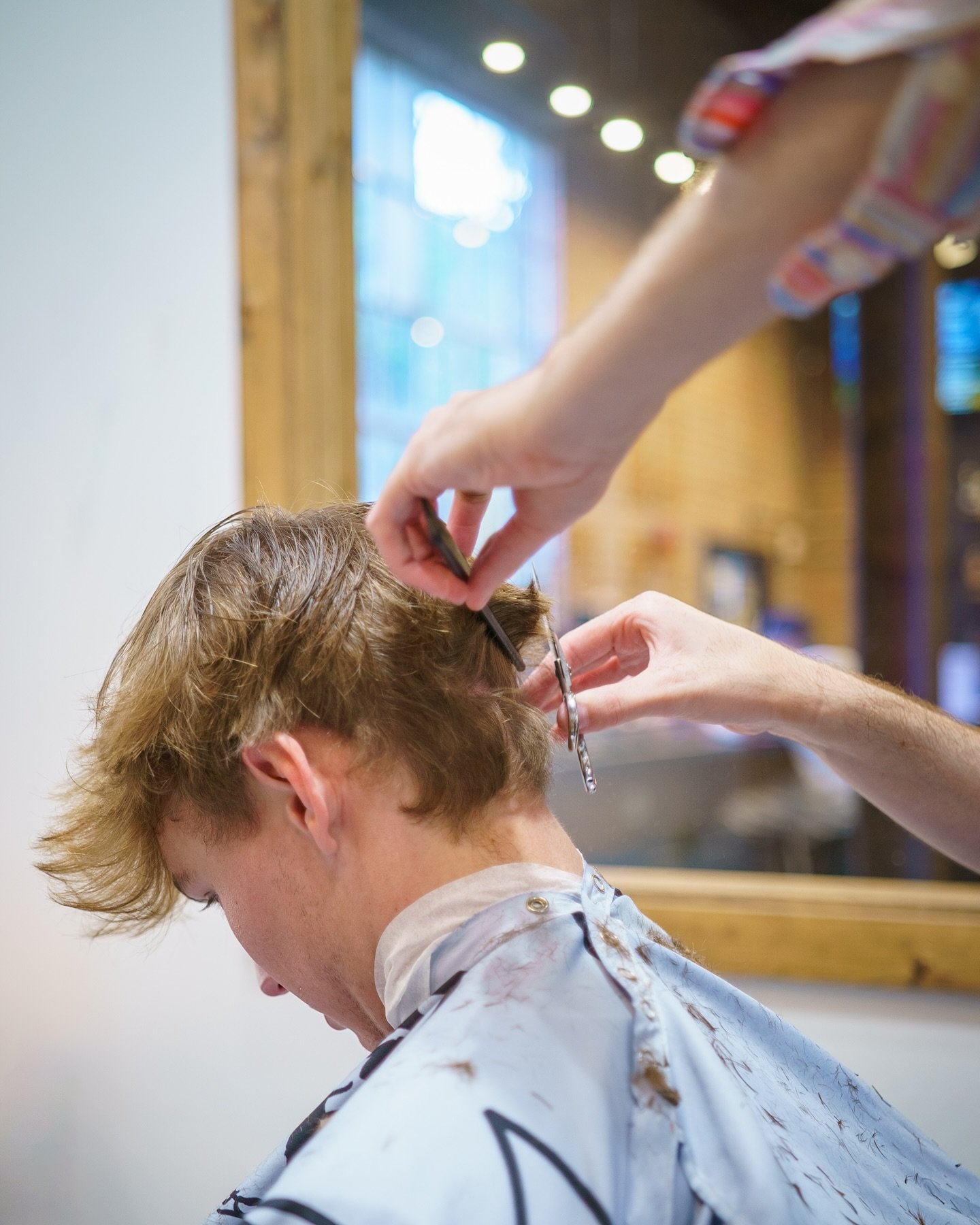 💈Looking good can lead to feeling good is linked to self-esteem, which is influenced by physical appearance. When people feel good about their appearance, they are more likely to feel positive emotions like happiness and contentment. 🤘

-
#theblock
