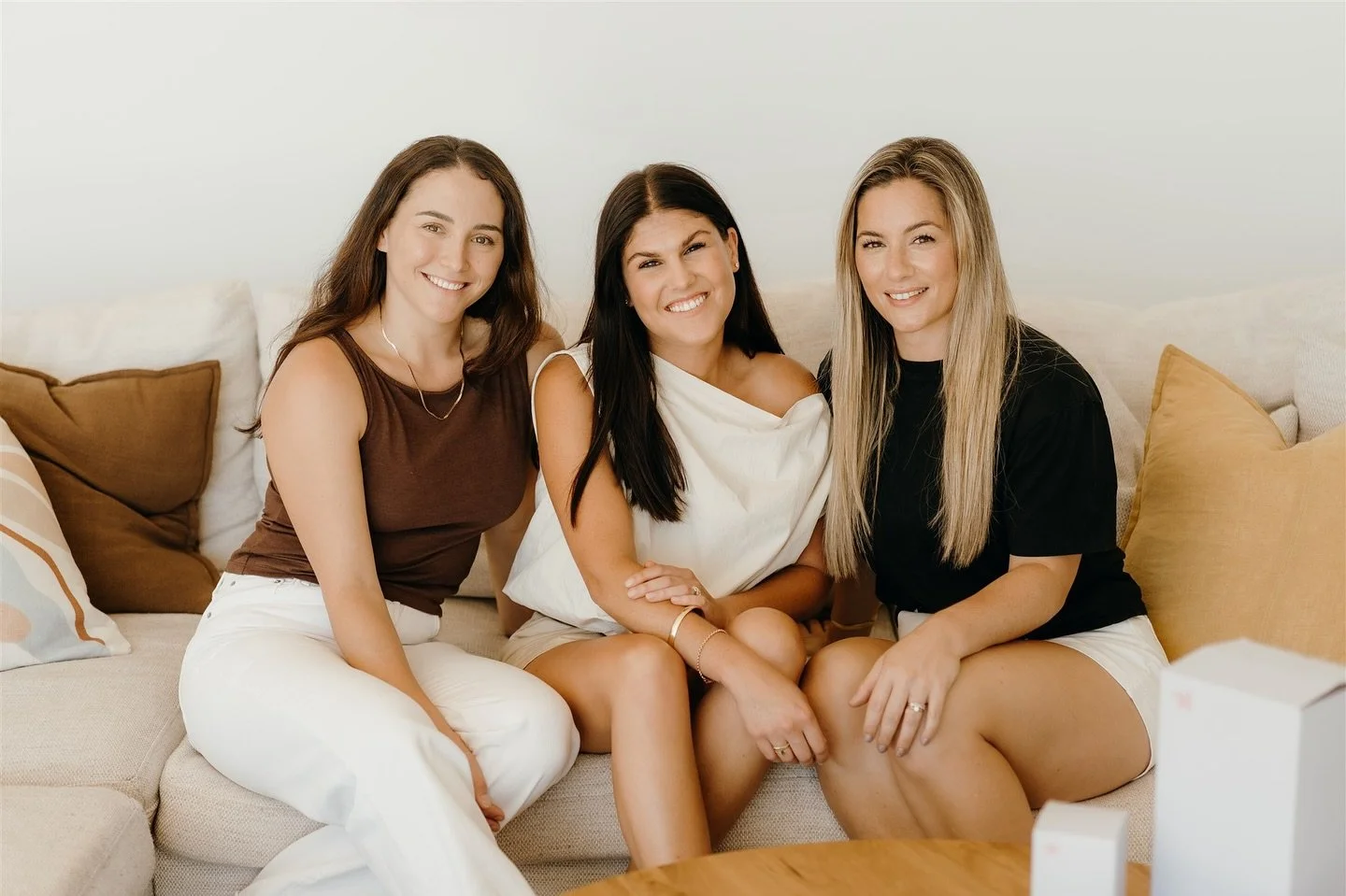 The gorgeous @vital.bits team, taken at the end of their campaign brand shoot which was SO much fun✨

I&rsquo;ve loved watching this pregnancy and postpartum brand launch and grow this year! If you&rsquo;re a new mum or expecting, make sure you click