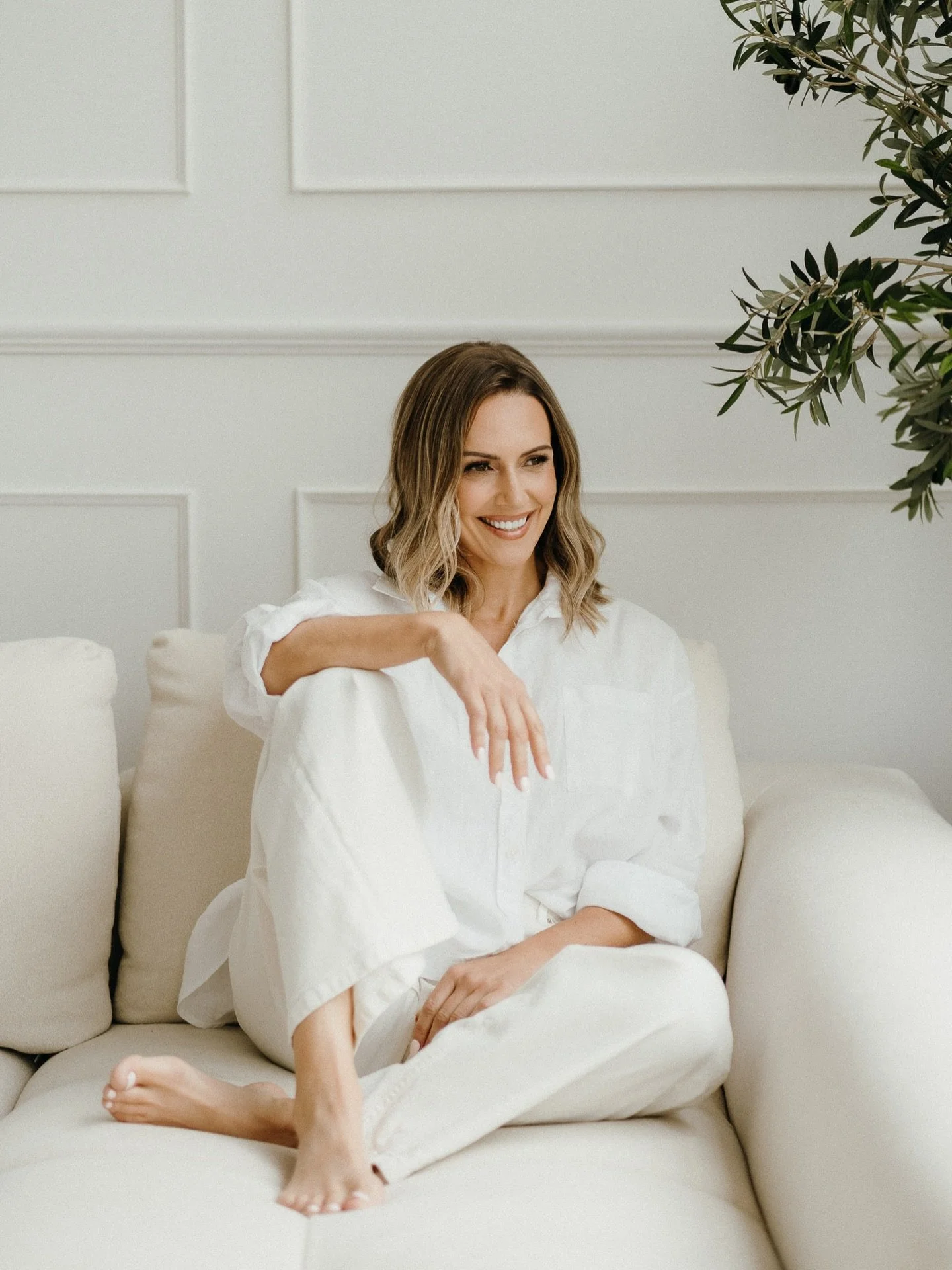 A peek at yesterdays shoot ✨

@jen_rieder&rsquo;s brand needed imagery that reflected her depth, warmth, and the transformational work she offers as a therapist and mentor. Thoughtful, grounded, and beautifully human, just like her work.

Thank you f