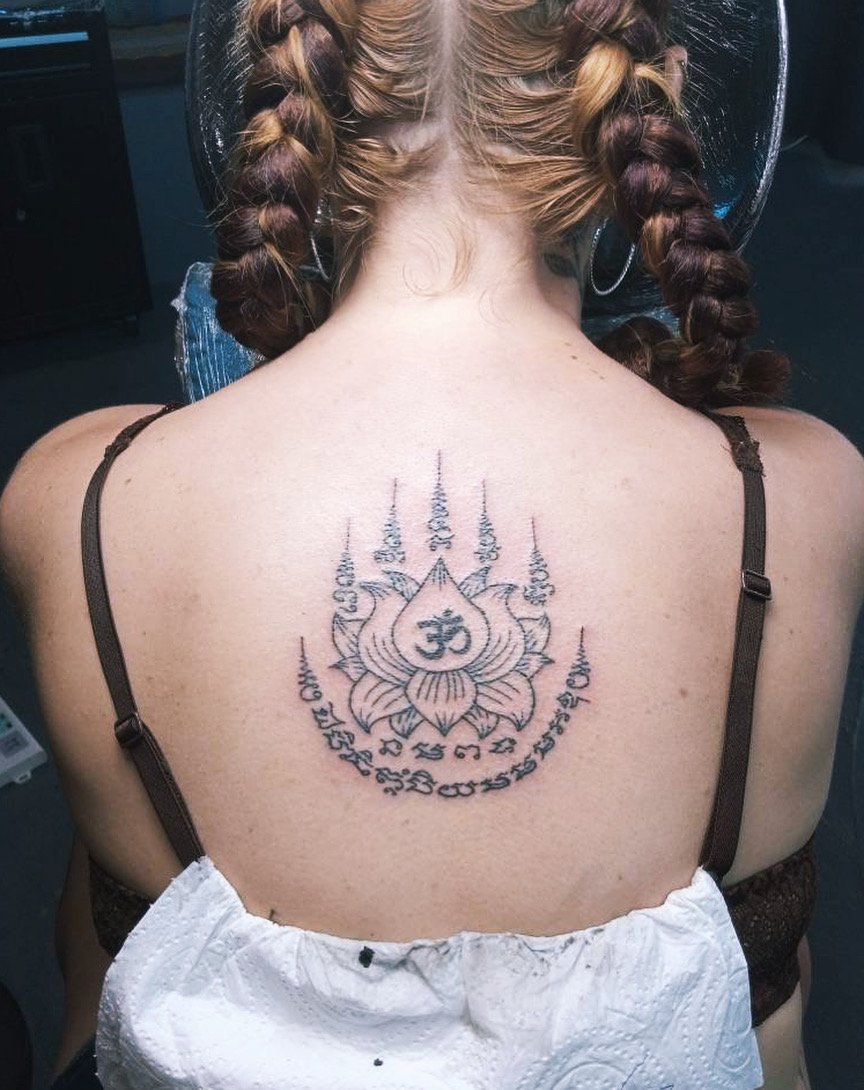 Lotus Flower Sak Yant (Dok Bua Nam Chok) Meaning