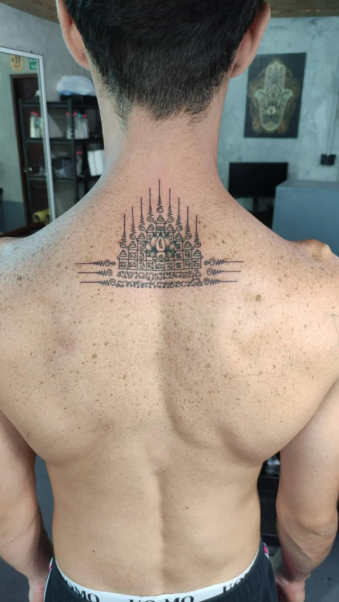 Custom Gao Yord with Lotus Flower Sak Yant