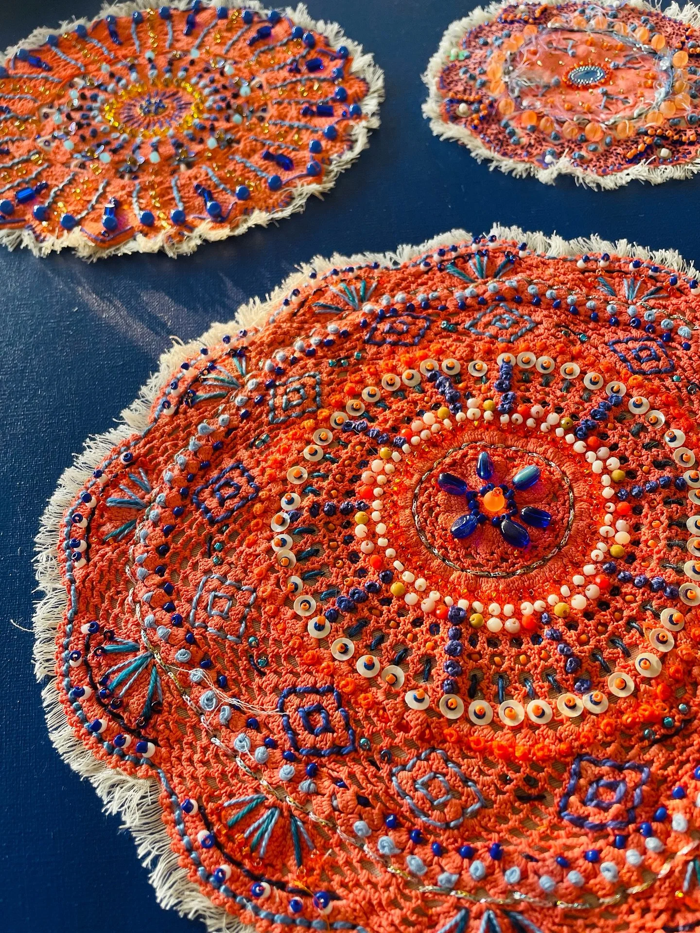 It&rsquo;s all coming together! On track for &ldquo;Stitched Perspectives&rdquo; at The Corner Gallery, Stanmore in November with @alissa_cook_photoembroidery 

#elizabethsullivanart 
#elizabethsullivanartist
#stitchedartwork 
#stitchpainting
#mixedm