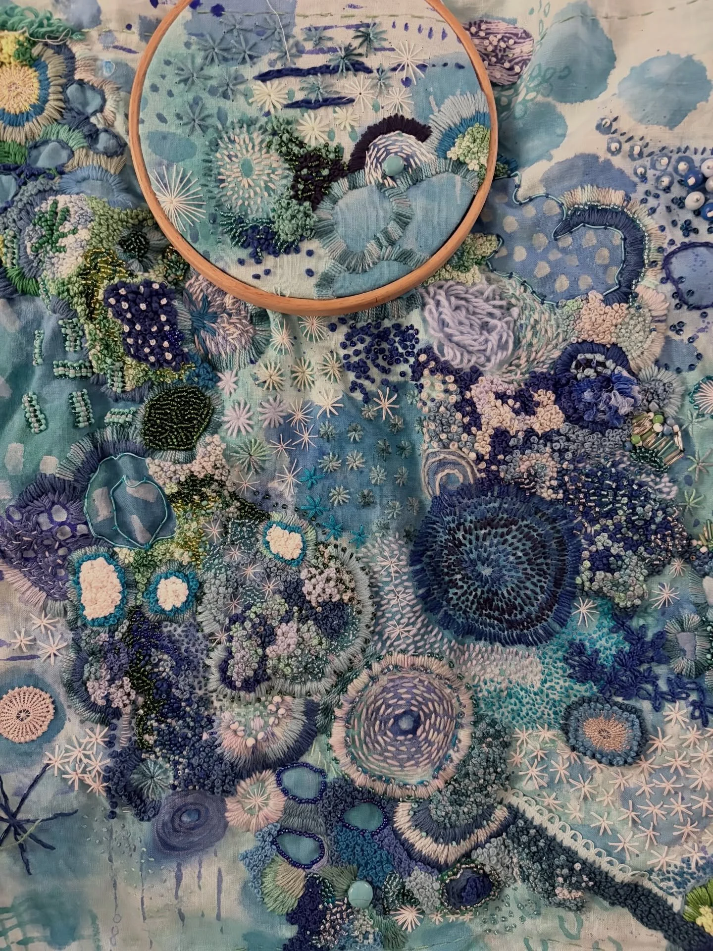 Still going on the blue piece, slow and steady&hellip;&hellip;.

#elizabethsullivanart 
#stitchartist 
#stitchedart