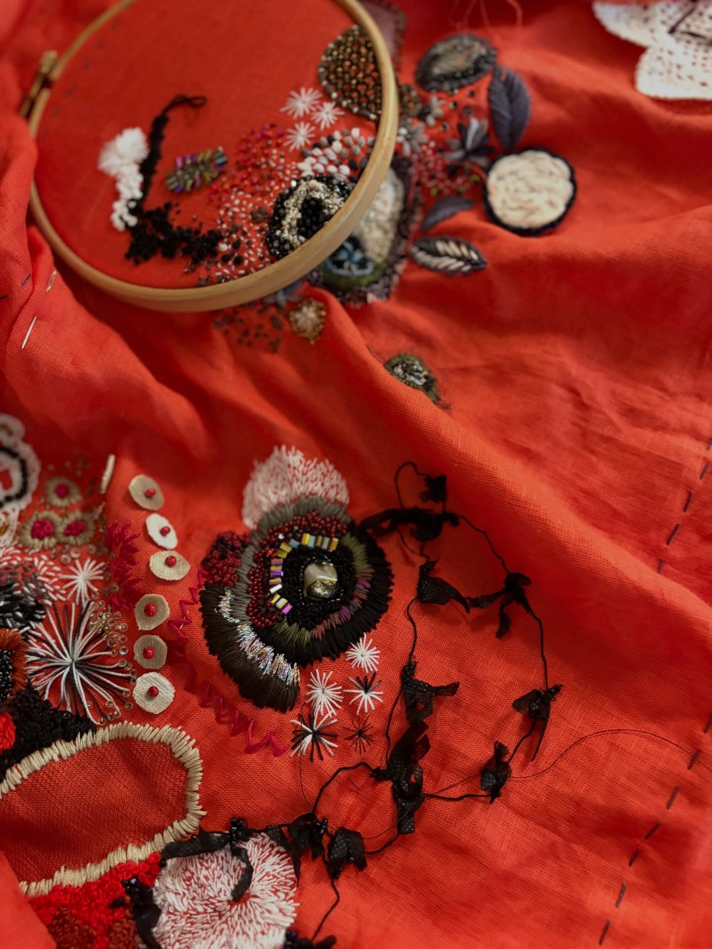 This is a piece I started well over a year ago. I lost inspiration with it and it got relegated to a drawer. Periodically I&rsquo;d get it back out again, look at it and go, no, I&rsquo;m not feeling anything. A few days ago I tried again and weirdly