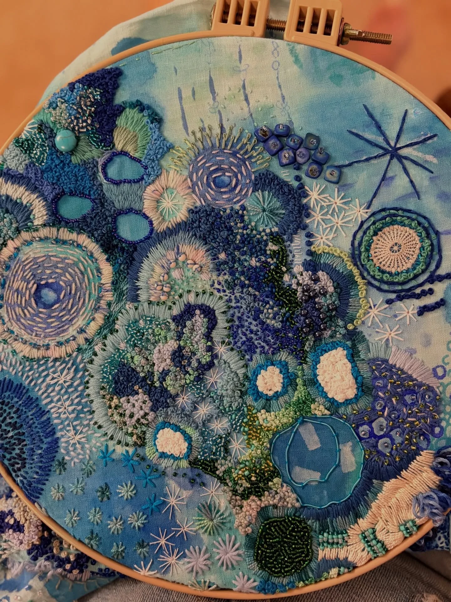 Now I&rsquo;m back into my blue piece! The pink piece is finished (the stitching part at least) - looking forward to sharing it in due course. 

This blue piece is different in that I painted the linen first, then began stitching. I would say this is