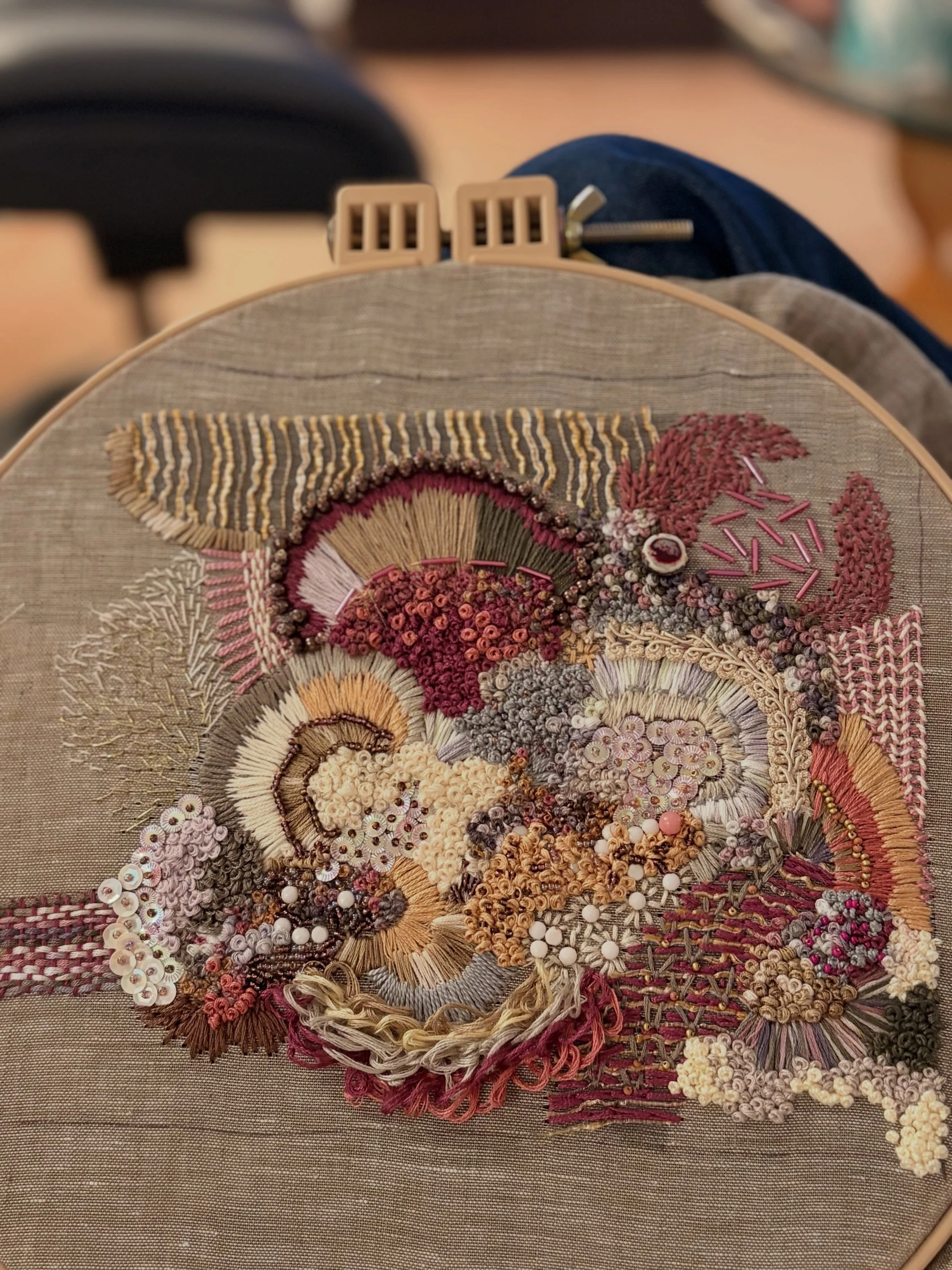 Started this on Saturday, it&rsquo;s evolving and growing rapidly. Love a long weekend! 

#elizabethsullivanart 
#stitchartist
#intuitivestitching