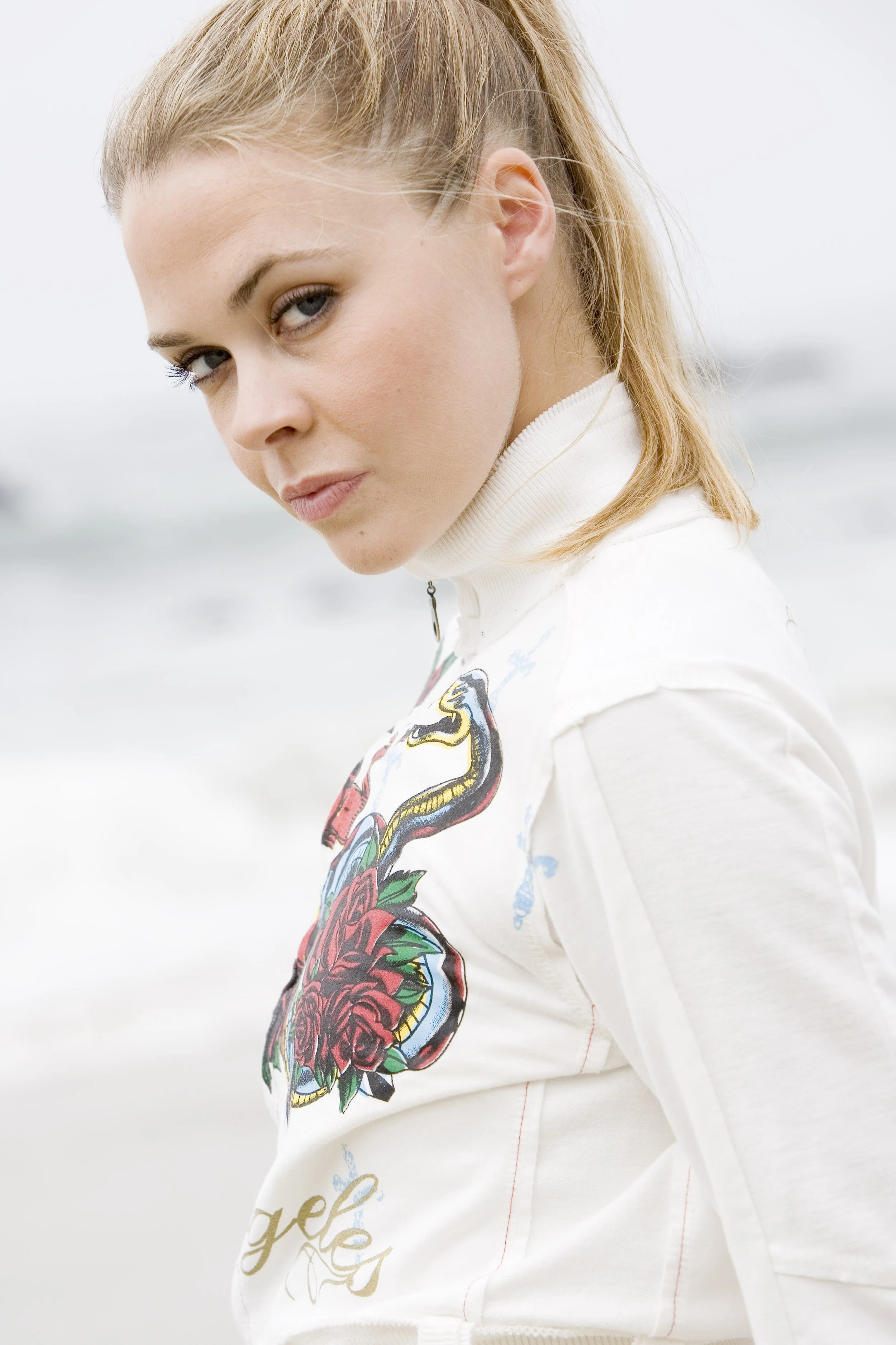 Laurie Branch 2870 beachjkt HSff.jpg